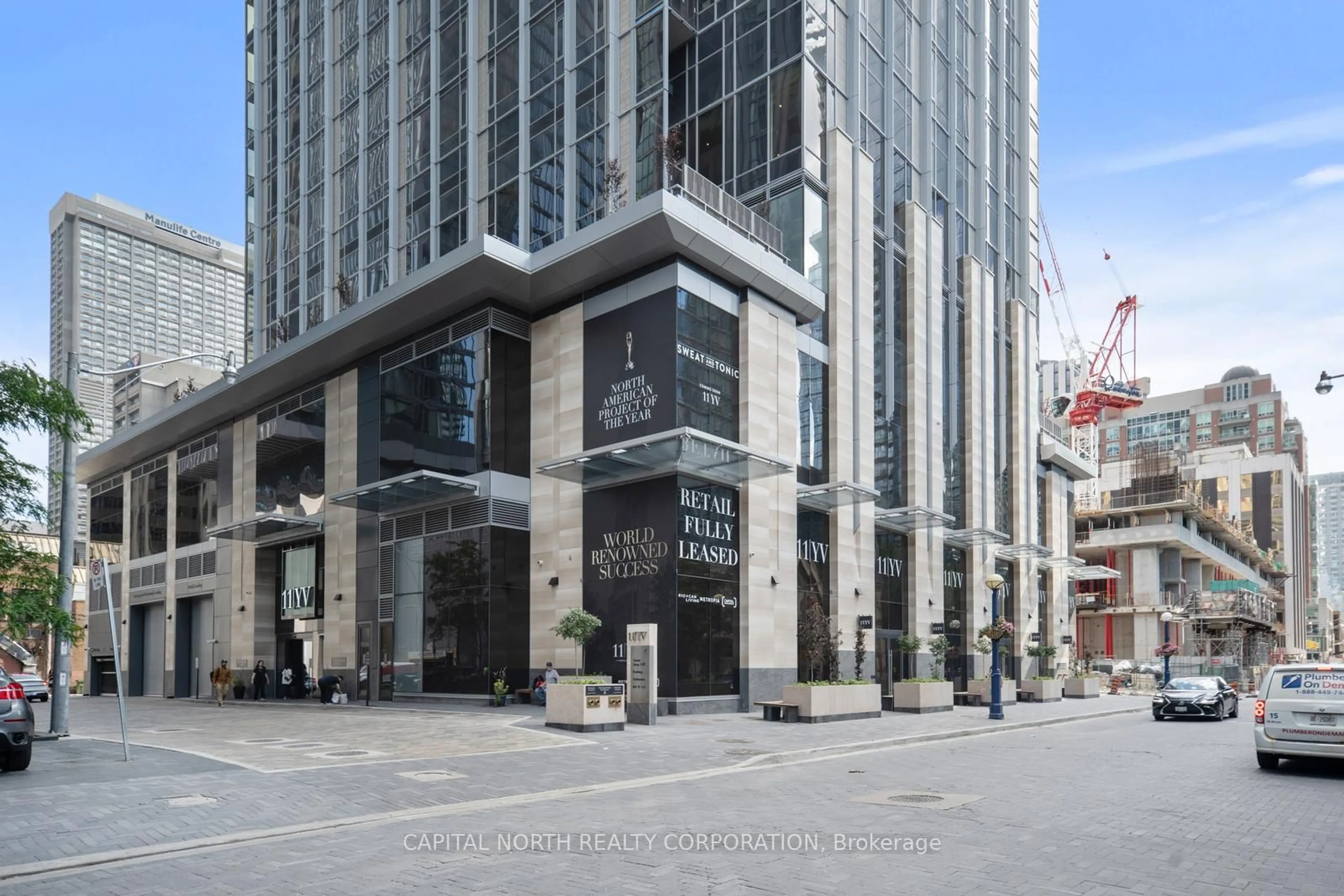 Indoor foyer for 11 Yorkville Ave #5908, Toronto Ontario M4W 0B7