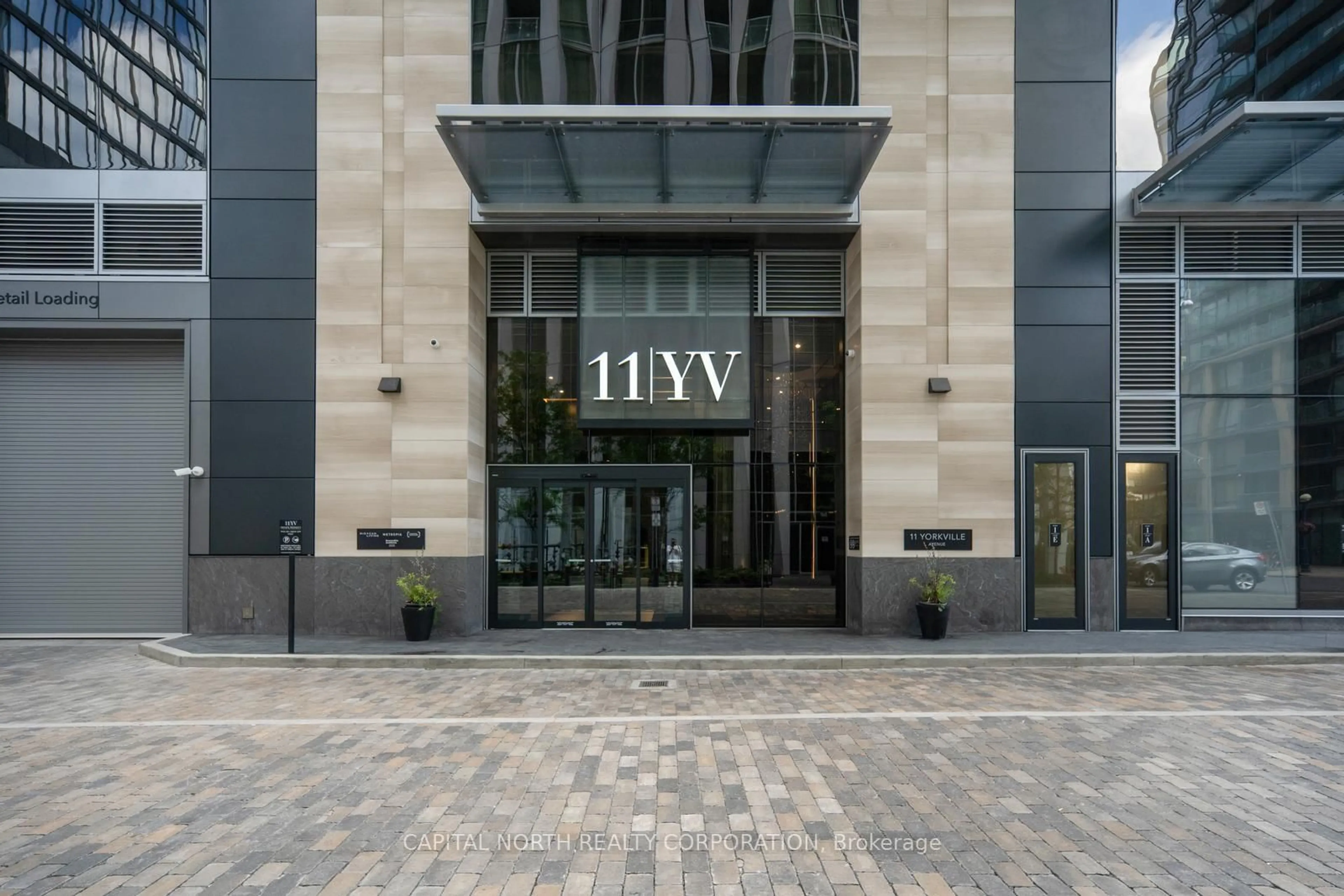 Indoor foyer for 11 Yorkville Ave #5908, Toronto Ontario M4W 0B7