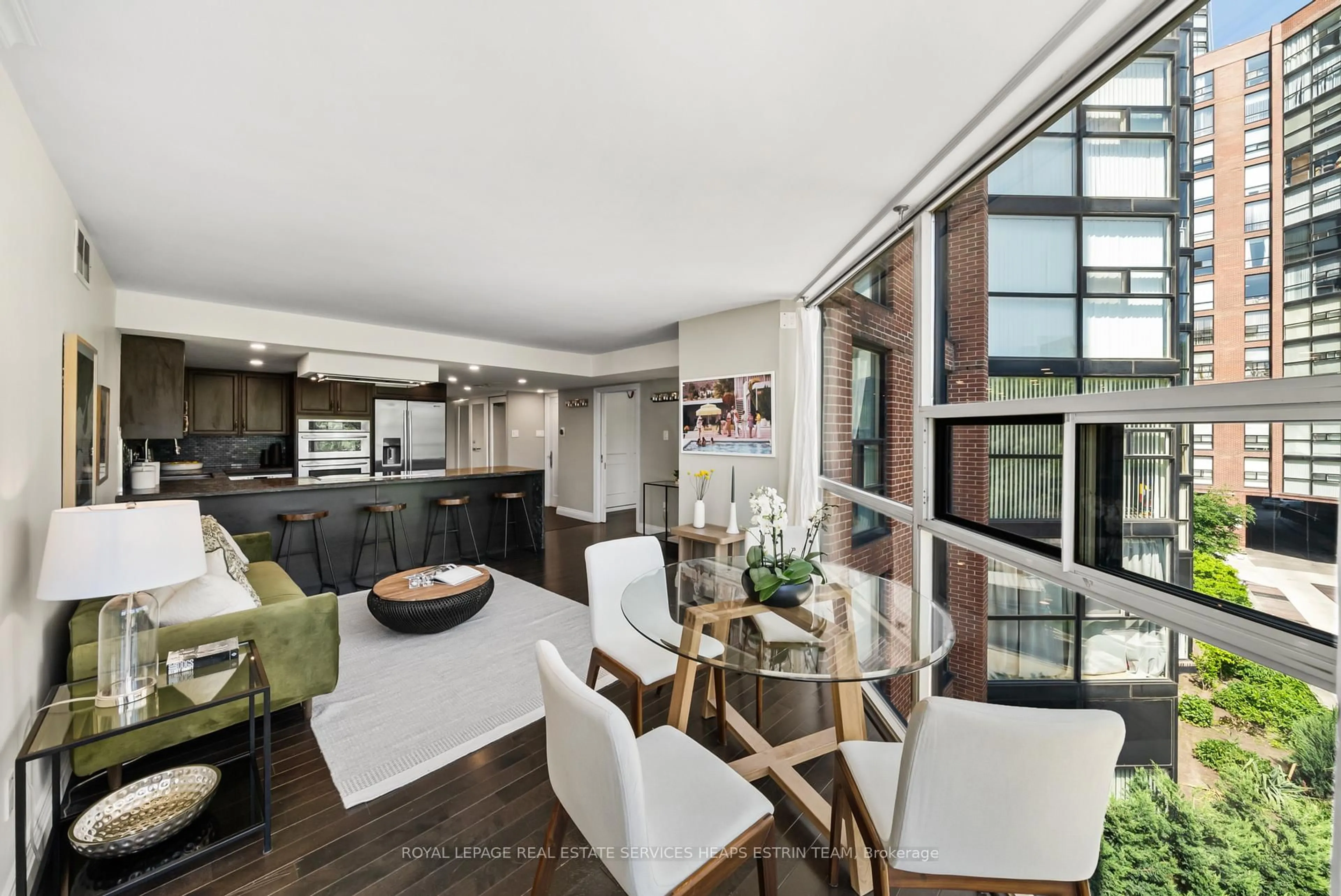 Open concept kitchen, unknown for 725 King St #306, Toronto Ontario M5V 2W9