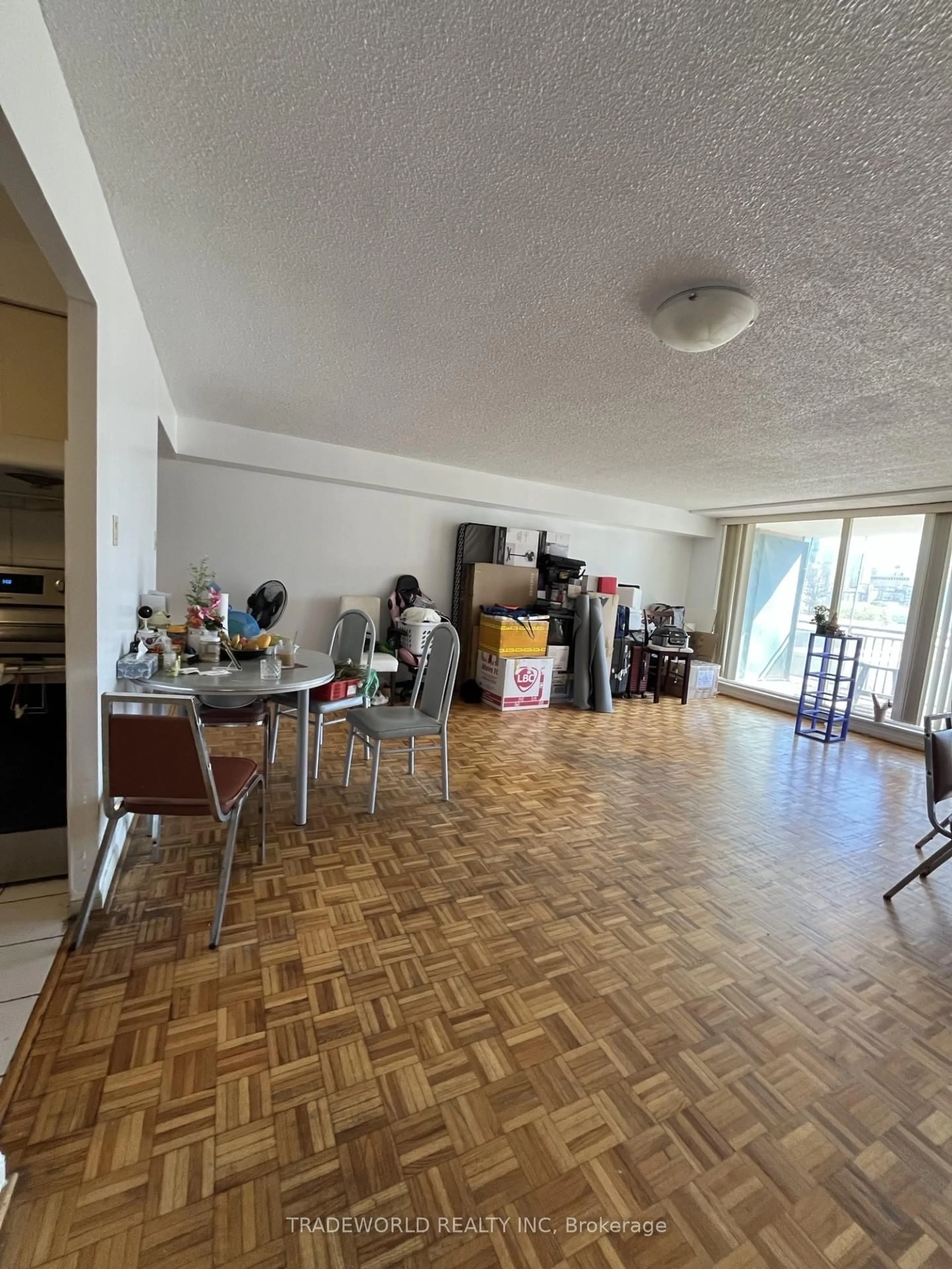 trreb/IMG-C13225018_6cf4a166-1c2c-480e-8344-93ffc6244c51-l.jpg