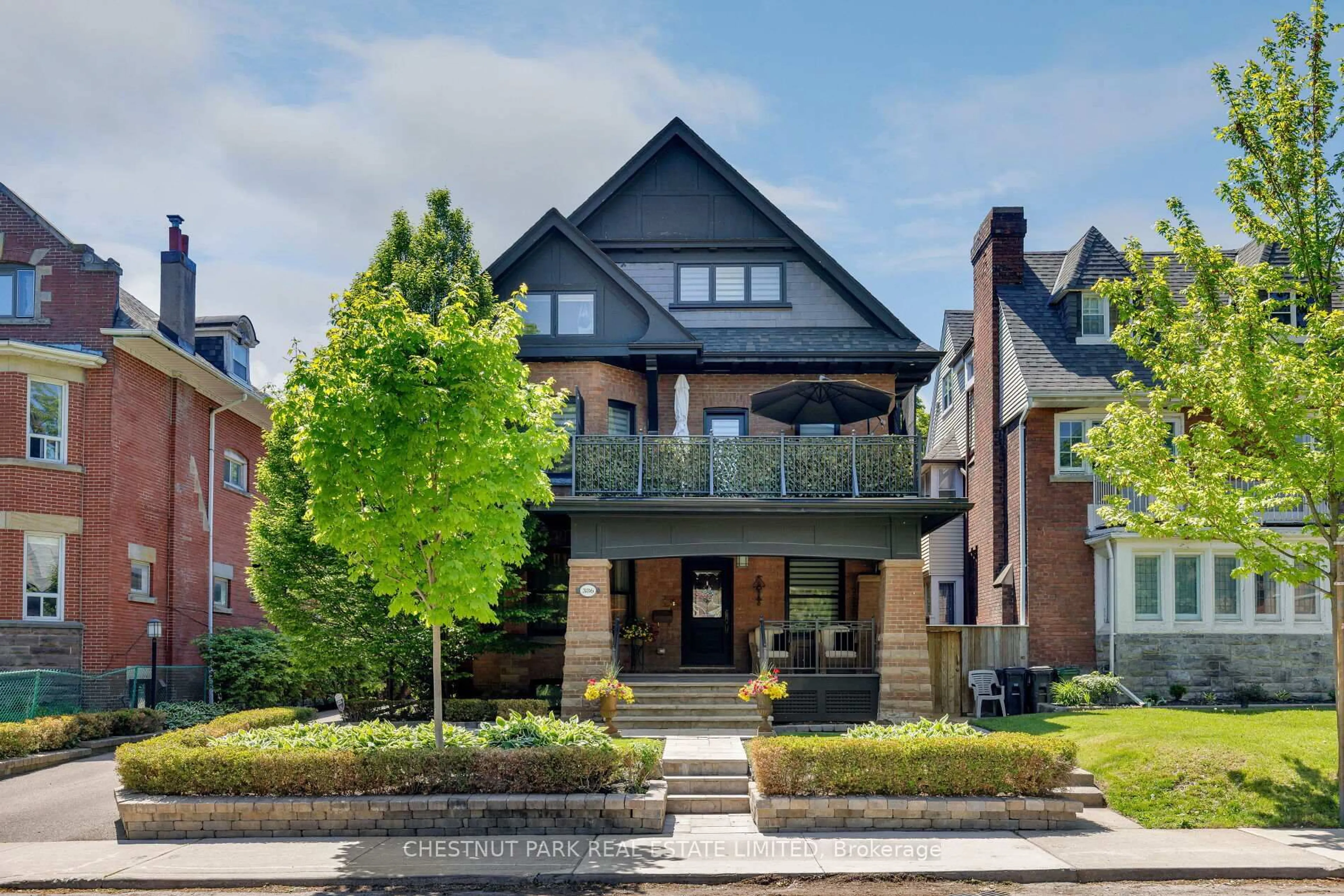 Home with brick exterior material, street for 386 Palmerston Blvd, Toronto Ontario M6G 2N6