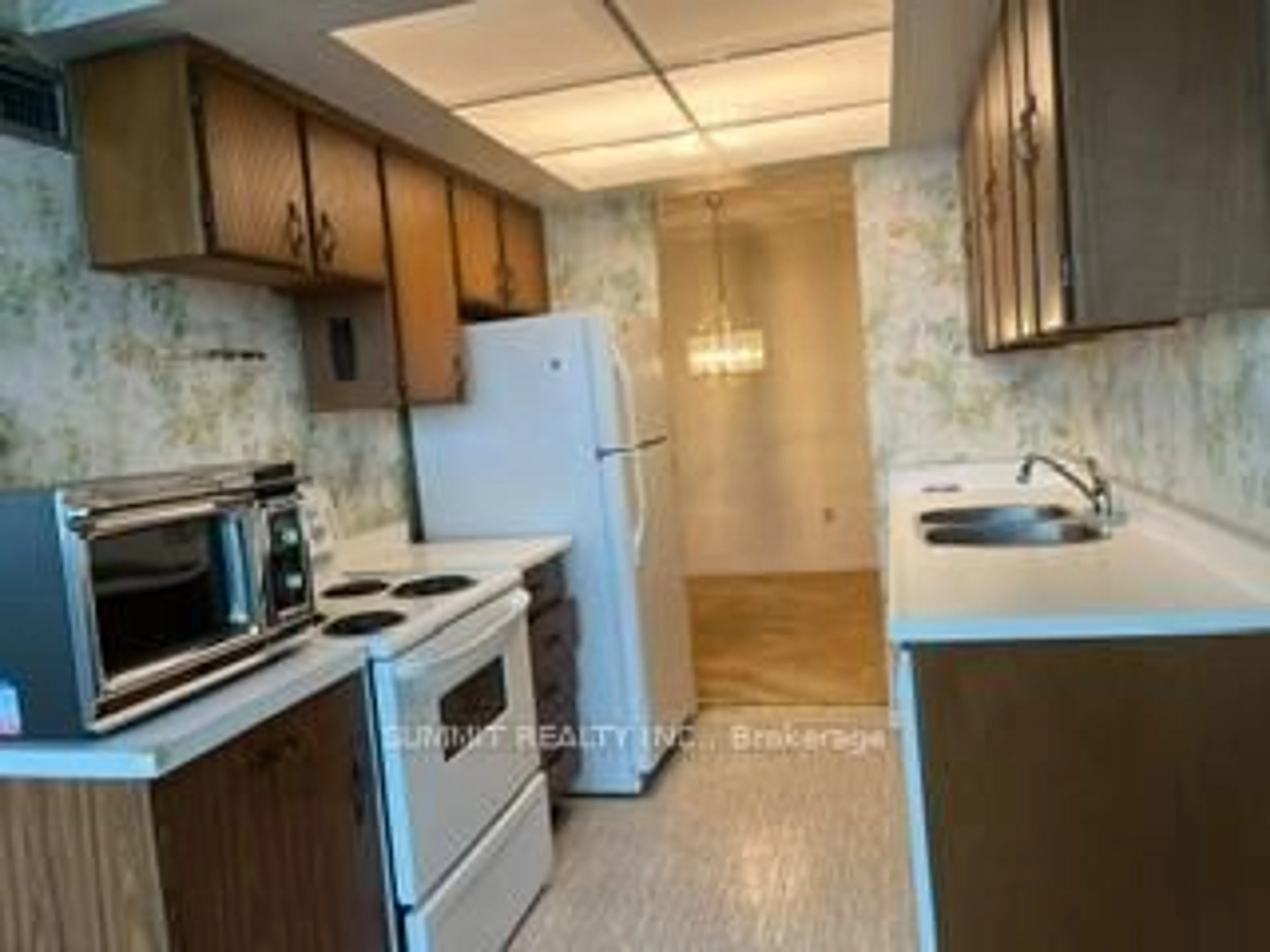 Standard kitchen, unknown for 100 Antibes Dr #1404, Toronto Ontario M2R 3N1