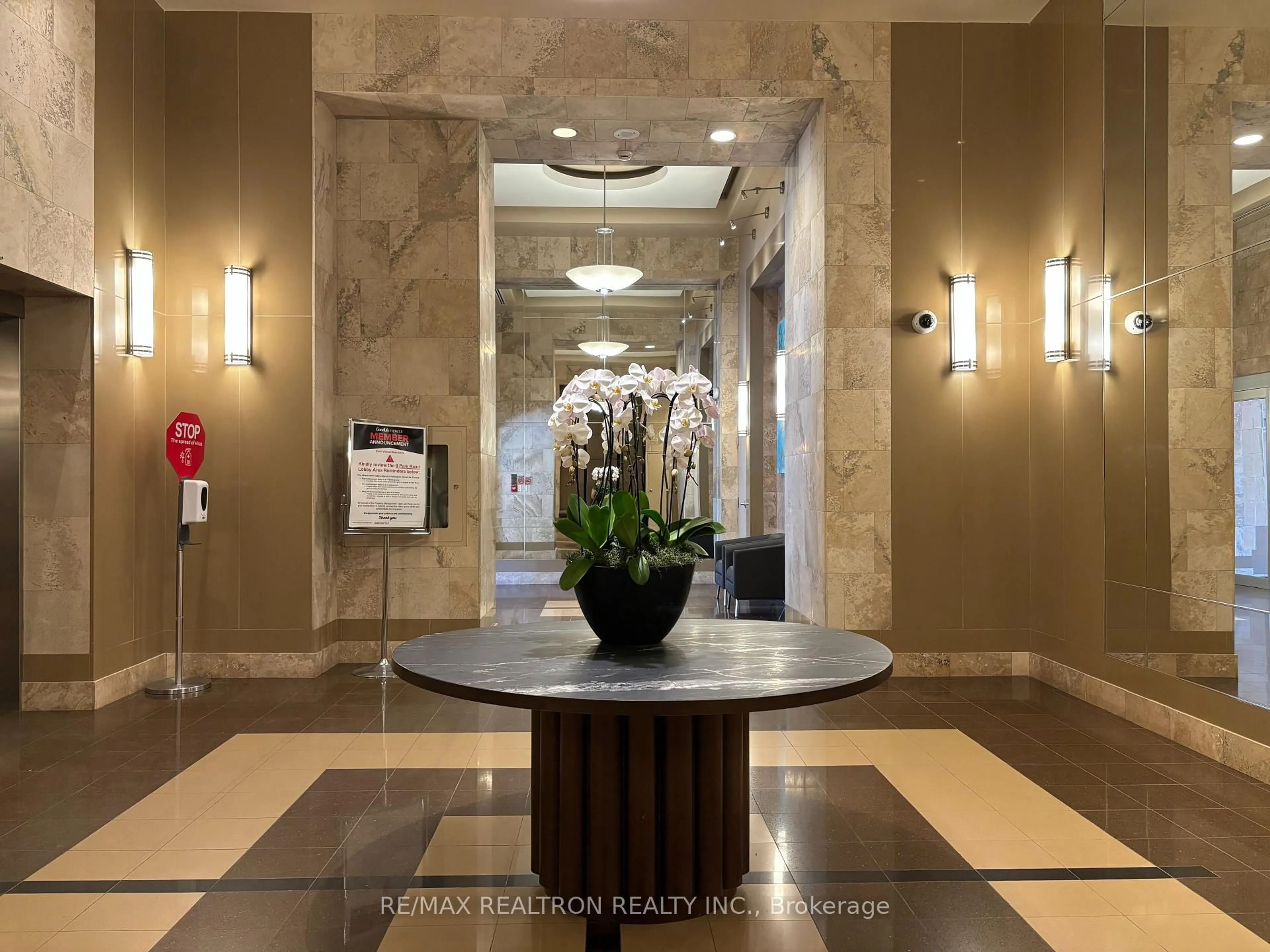 Lobby for 8 Park Rd #3011, Toronto Ontario M4W 3S5