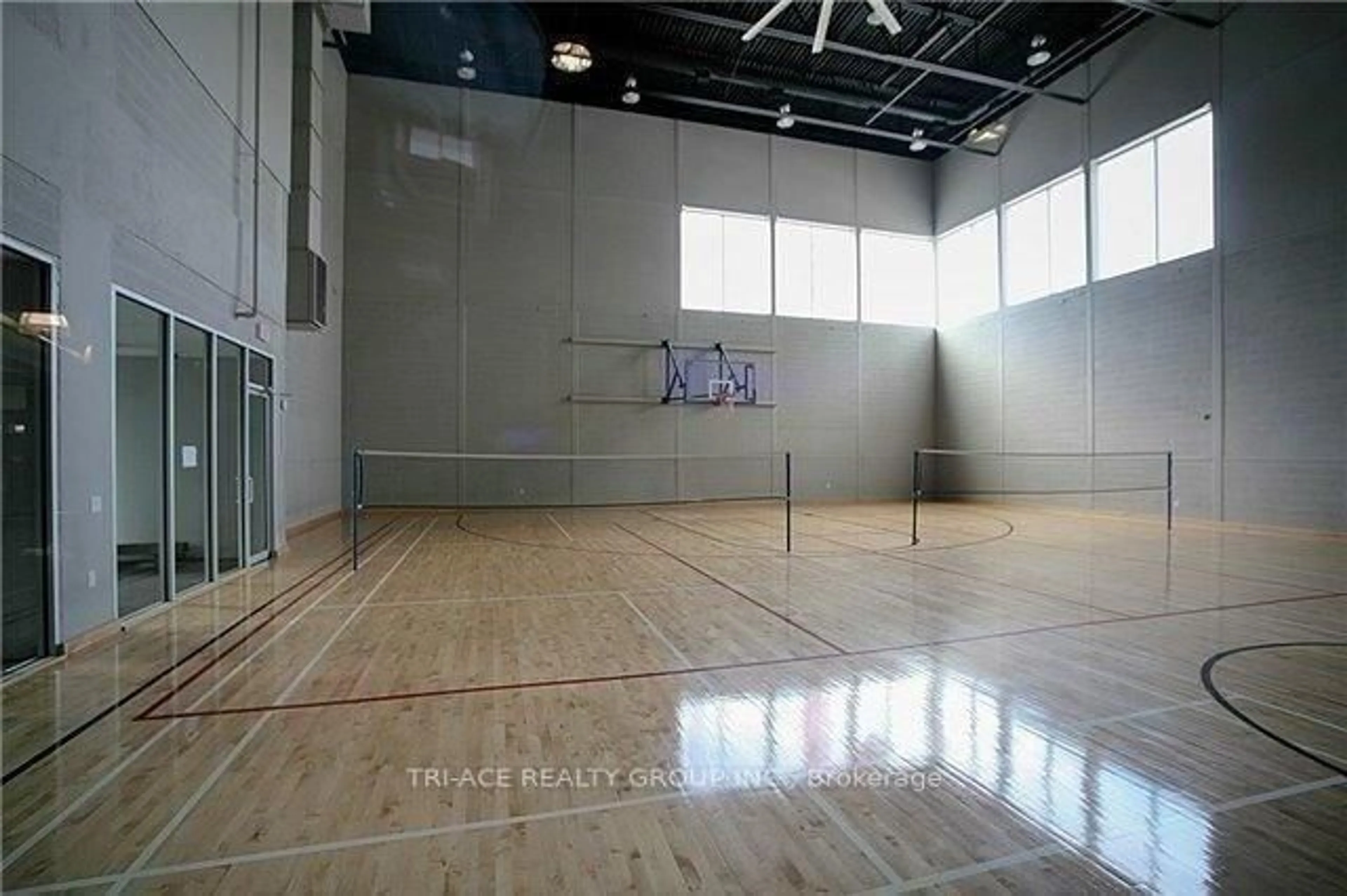 Gym or fitness room for 75 Queens Wharf Rd #2702, Toronto Ontario M5V 0J8