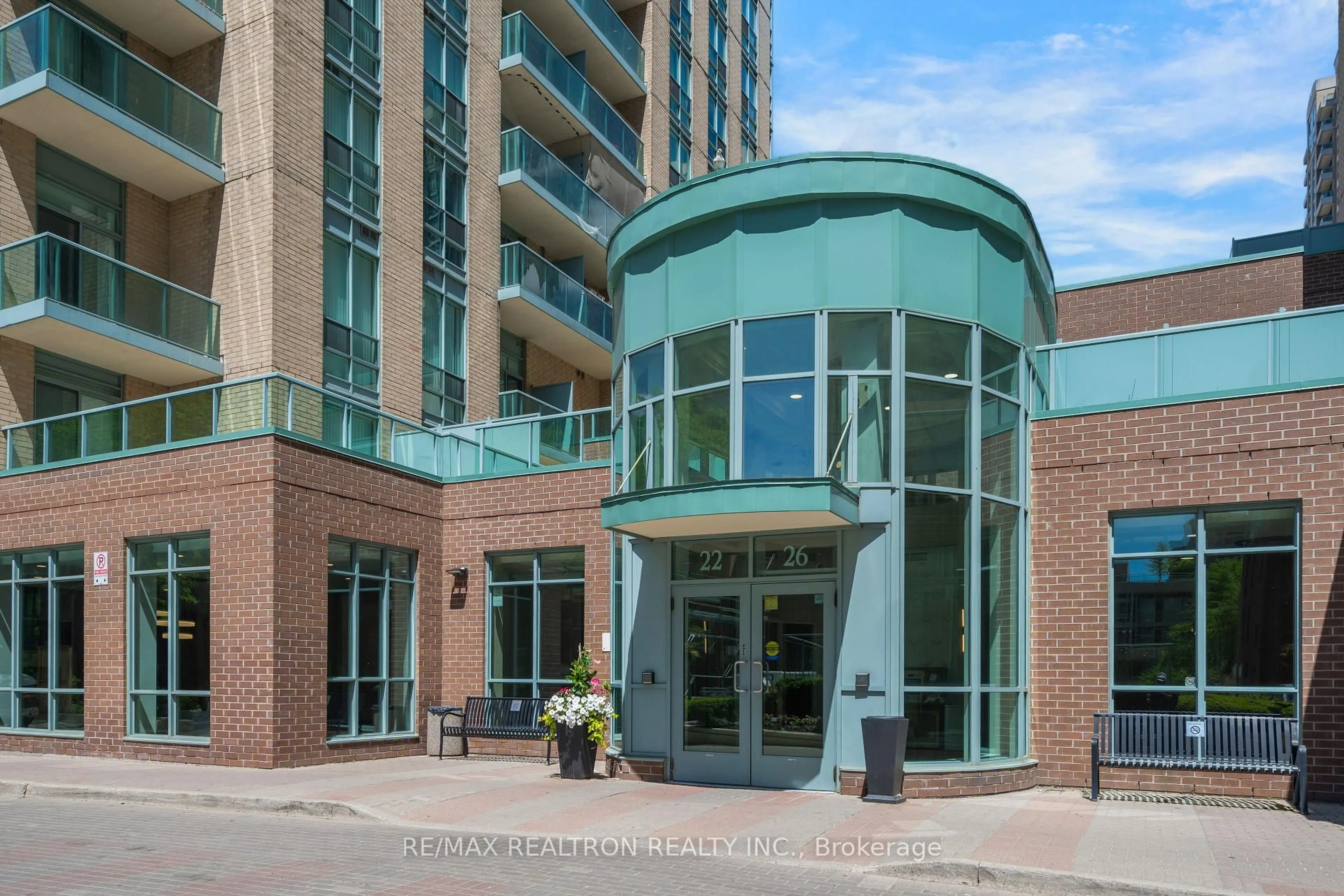 Indoor foyer for 22 Olive Ave #1901, Toronto Ontario M2N 7G6