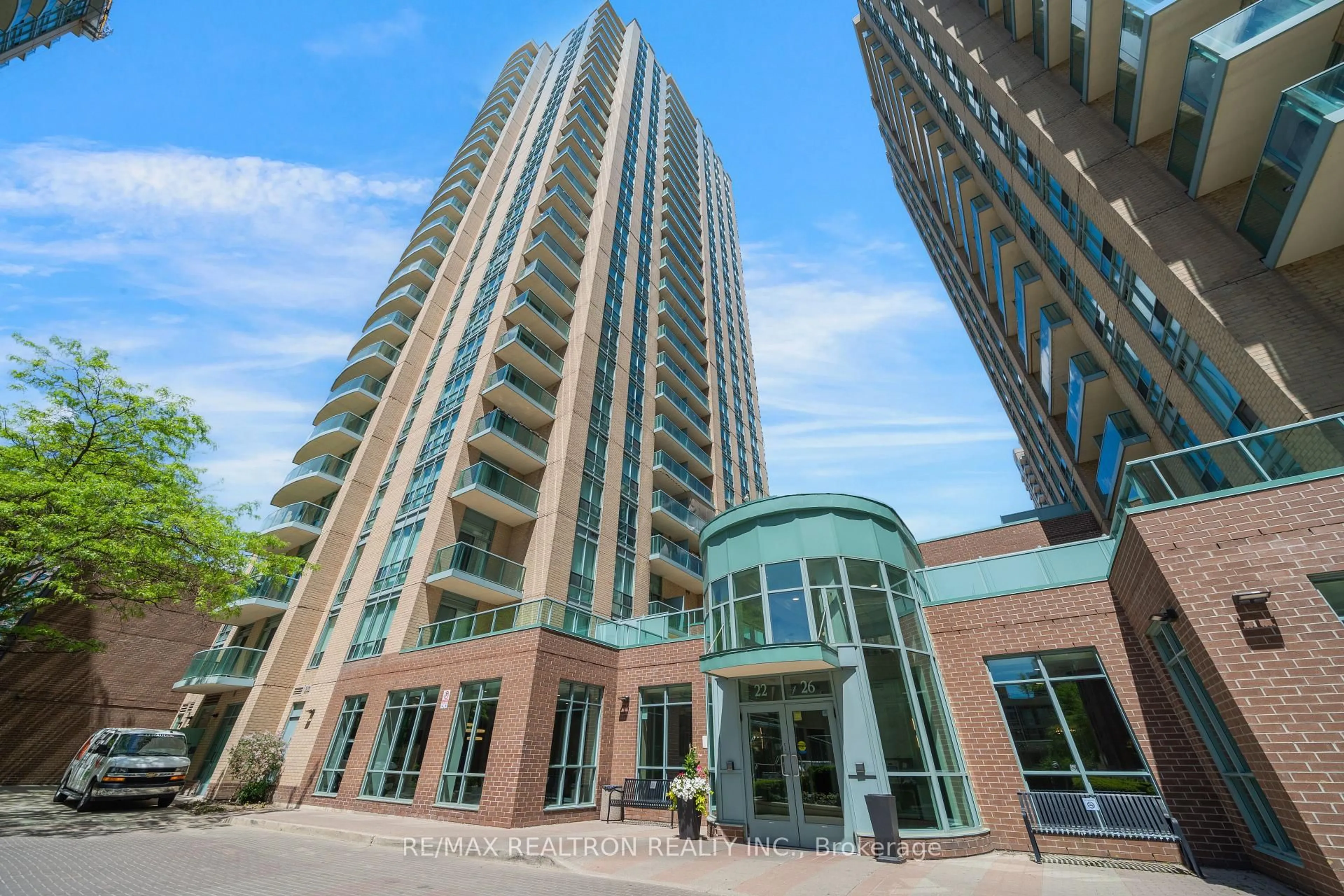 Indoor foyer for 22 Olive Ave #1901, Toronto Ontario M2N 7G6