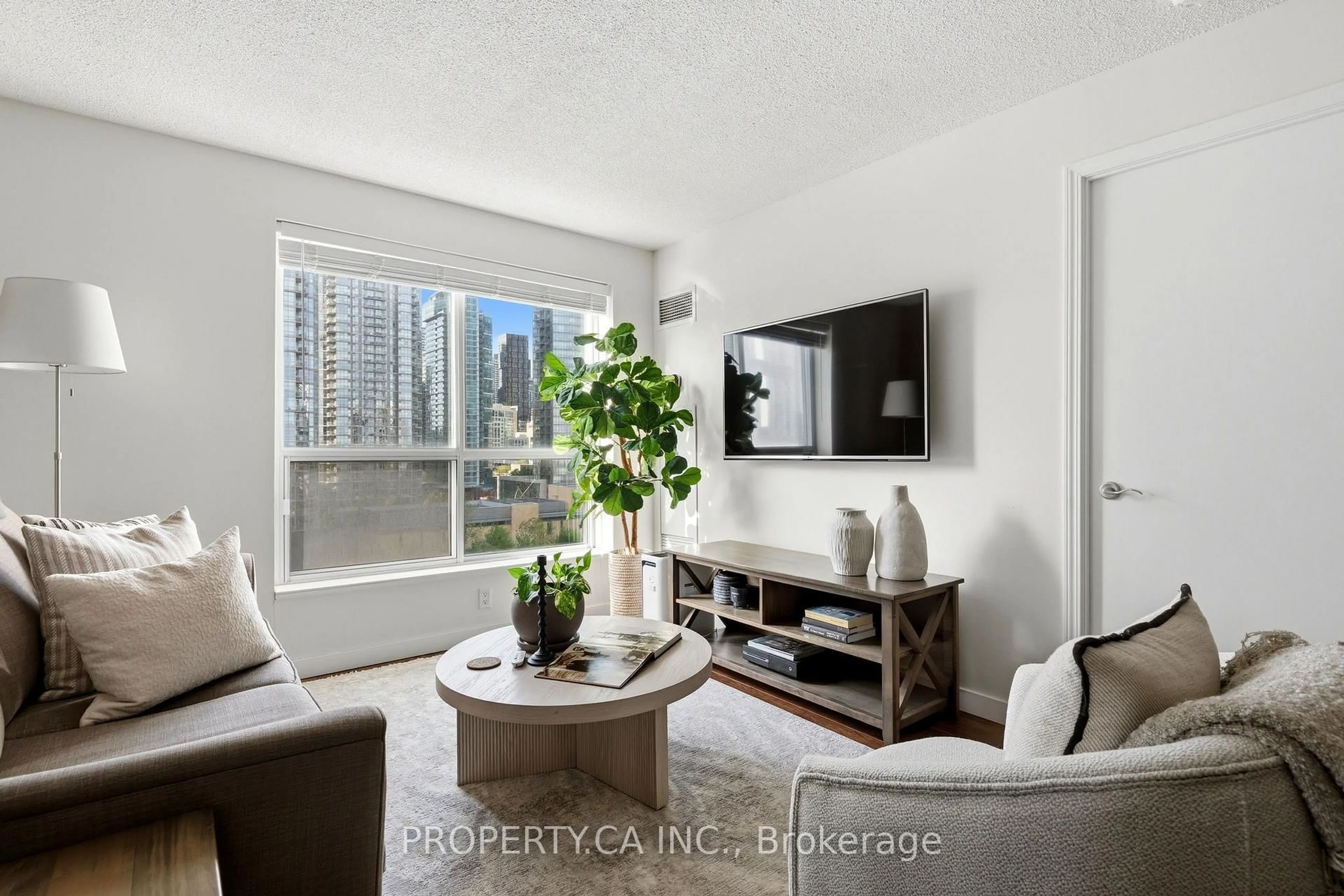 Living room with furniture, unknown for 410 Queens Quay #1105, Toronto Ontario M5V 3T1
