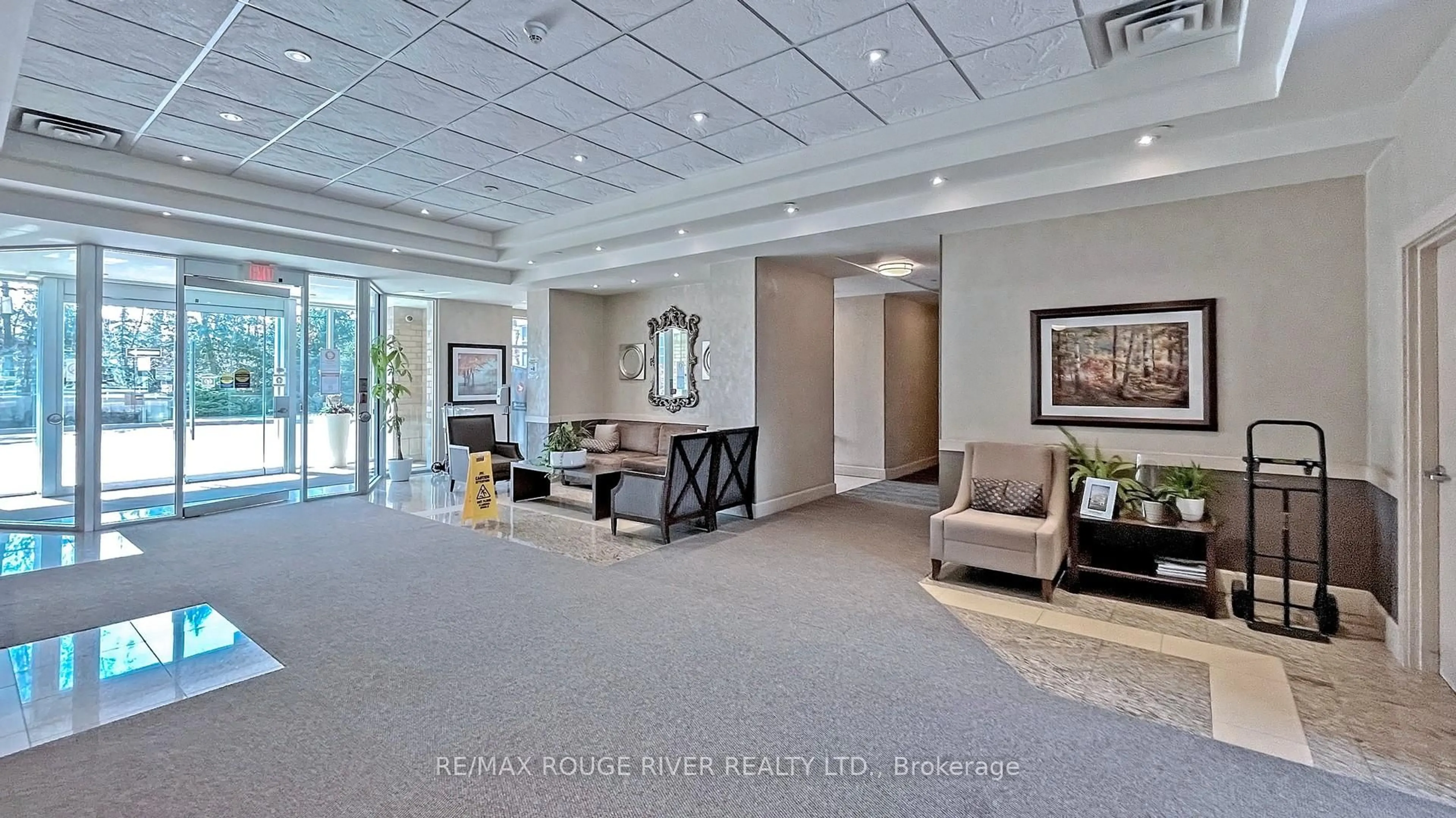 Unknown for 701 Sheppard Ave #702, Toronto Ontario M3H 0B2