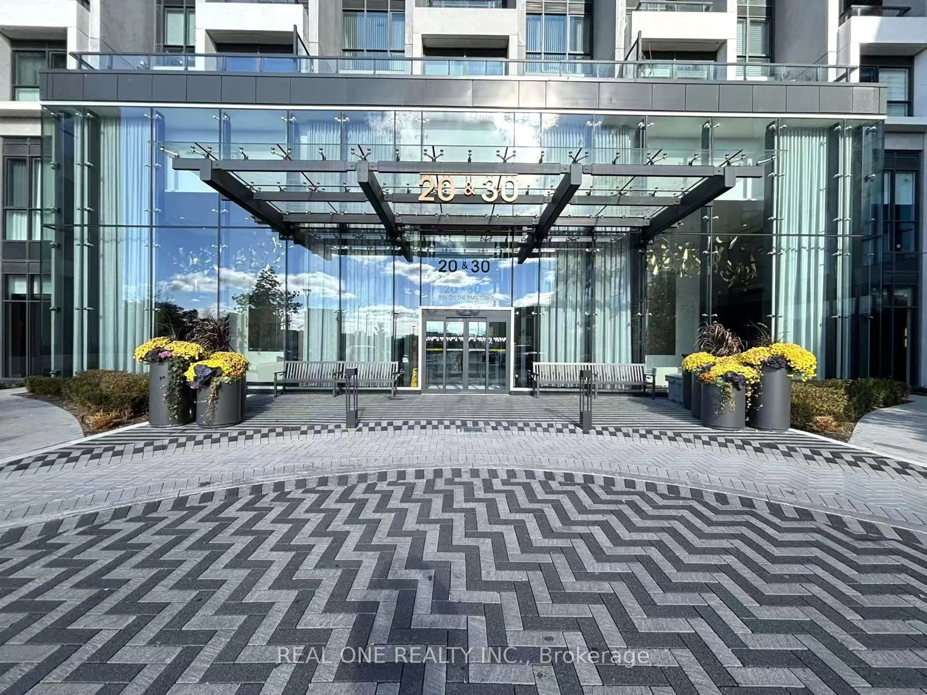 Lobby for 30 Inn On The Park Dr #2704, Toronto Ontario M3C 0P7