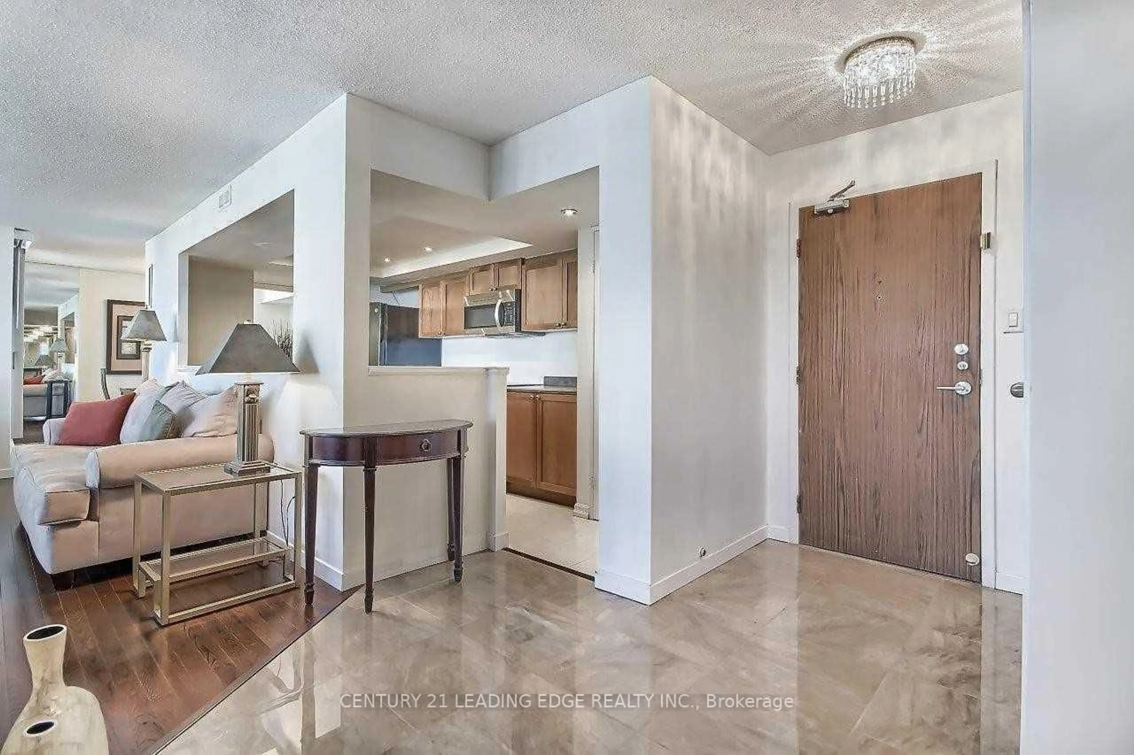 Indoor entryway for 75 Wynford Heights Cres #1708, Toronto Ontario M3C 3H9