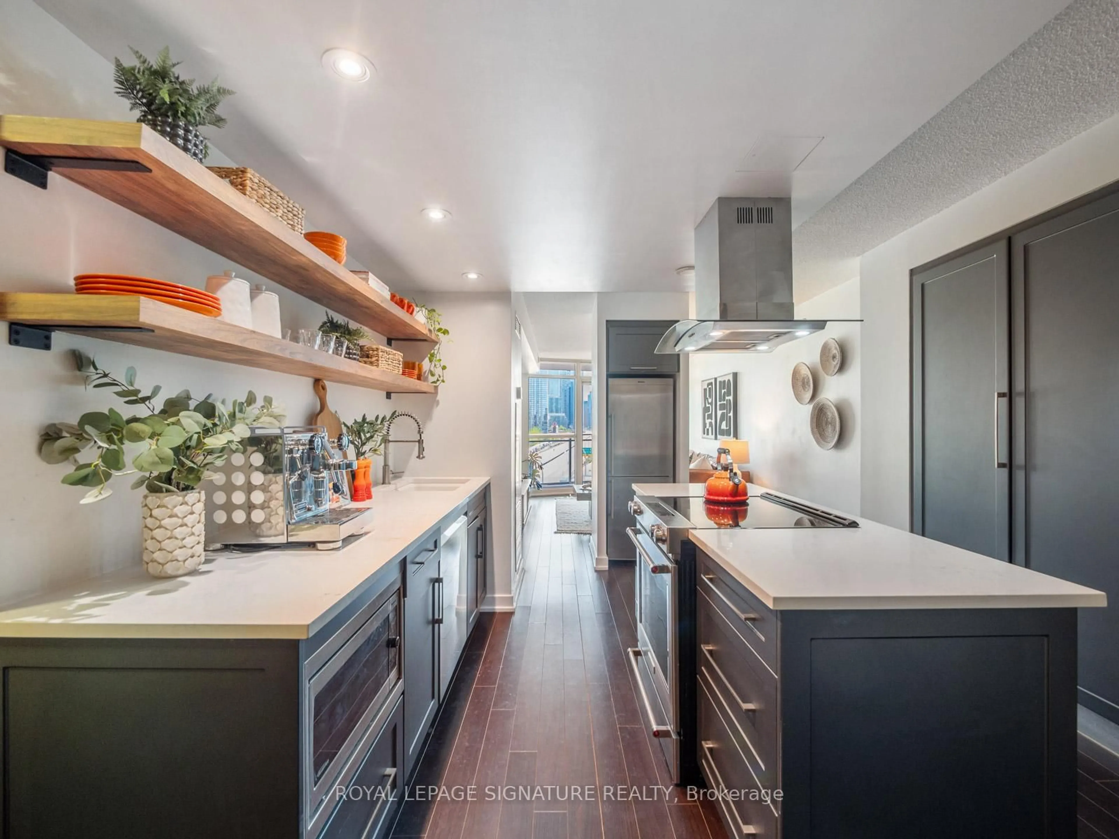 Contemporary kitchen, unknown for 38 Dan Leckie Way #1109, Toronto Ontario M5V 2V6