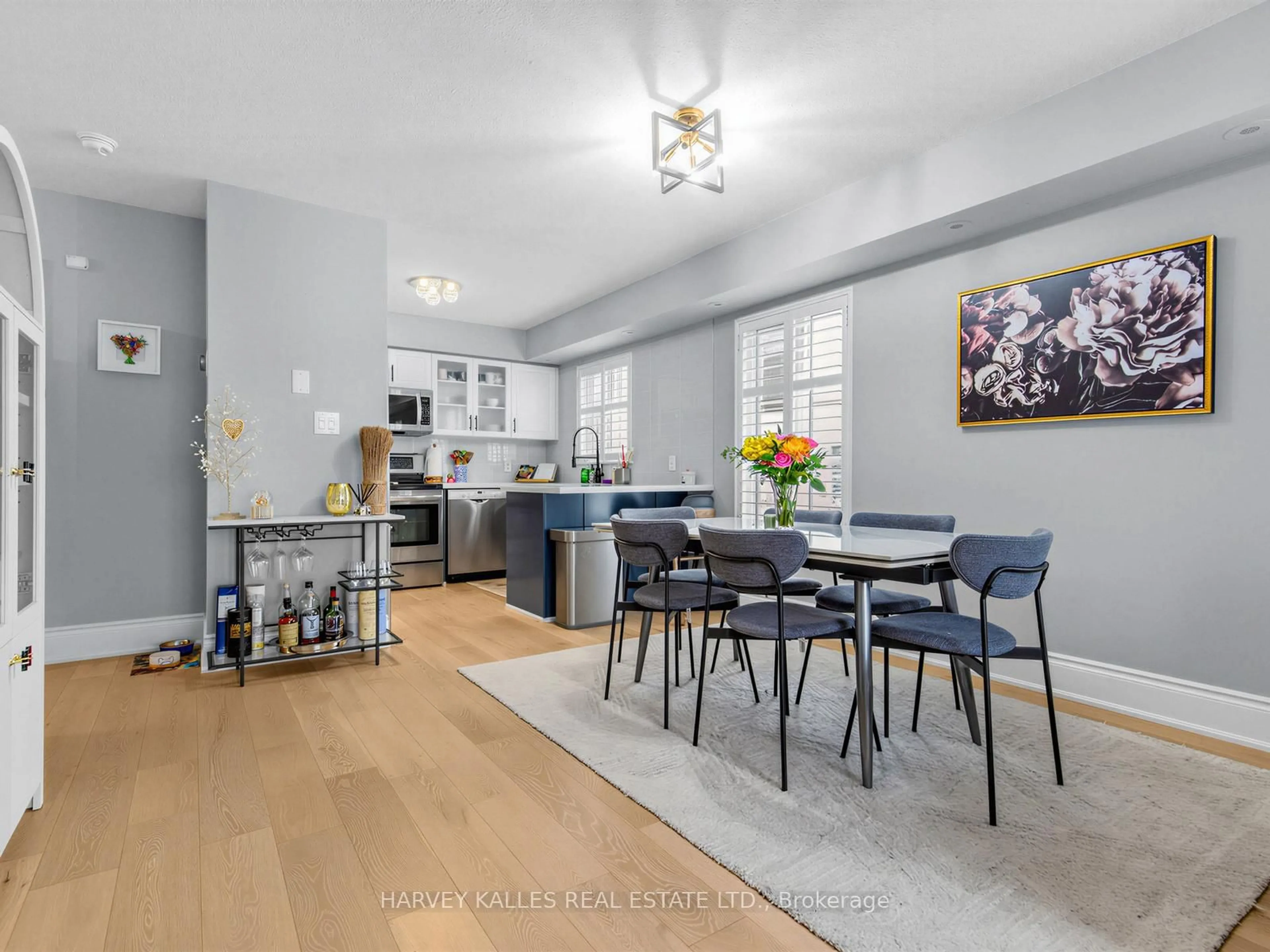 Open concept kitchen, unknown for 34 Western Battery Rd #420, Toronto Ontario M6K 3N9