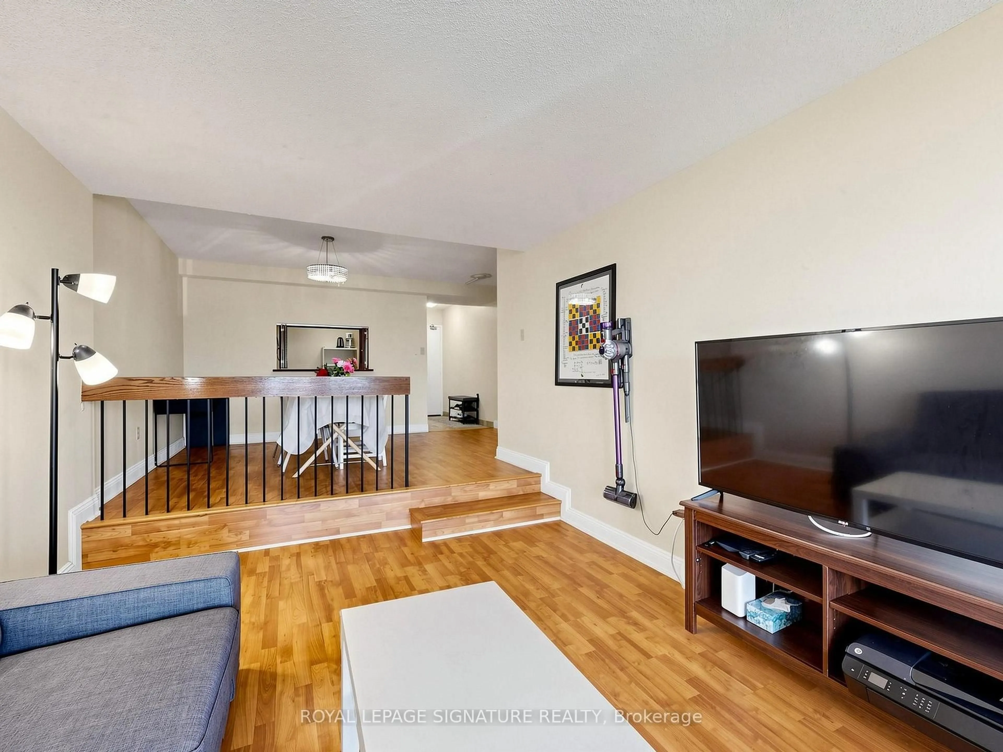 Living room with furniture, unknown for 1555 Finch Ave #1901, Toronto Ontario M2J 4X9