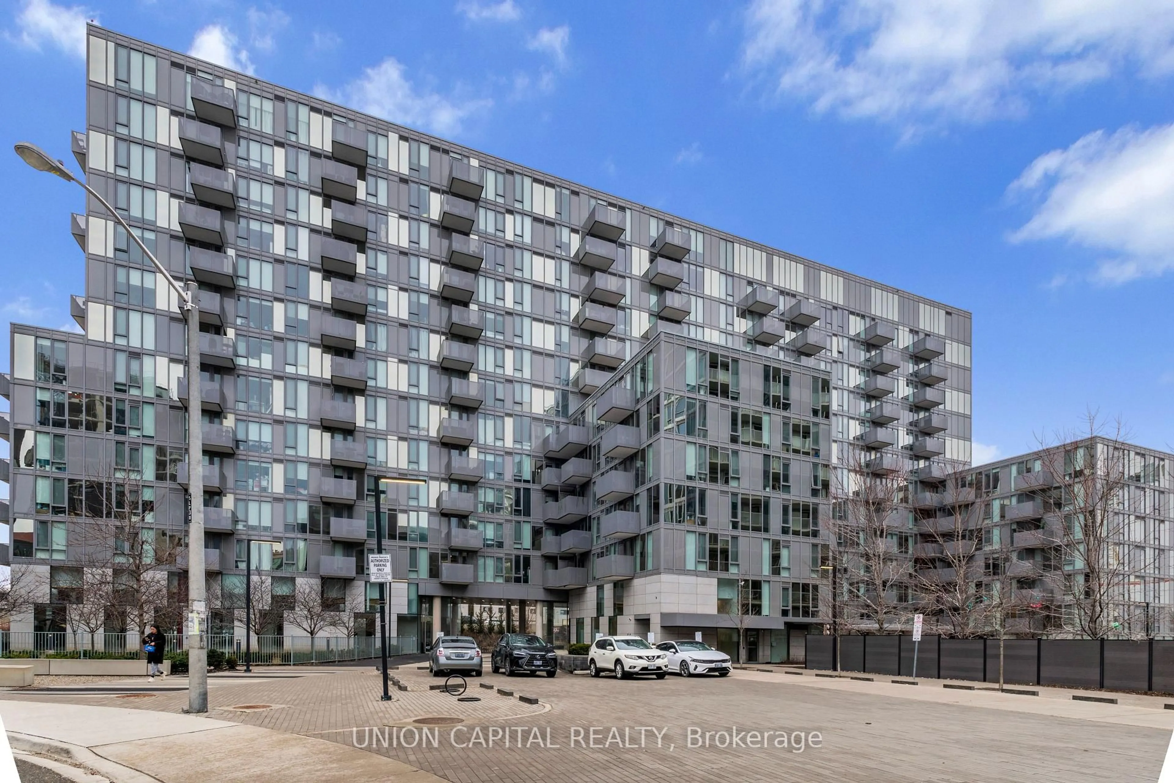 Unknown for 38 Monte Kwinter Crt #1014, Toronto Ontario M4P 1E4
