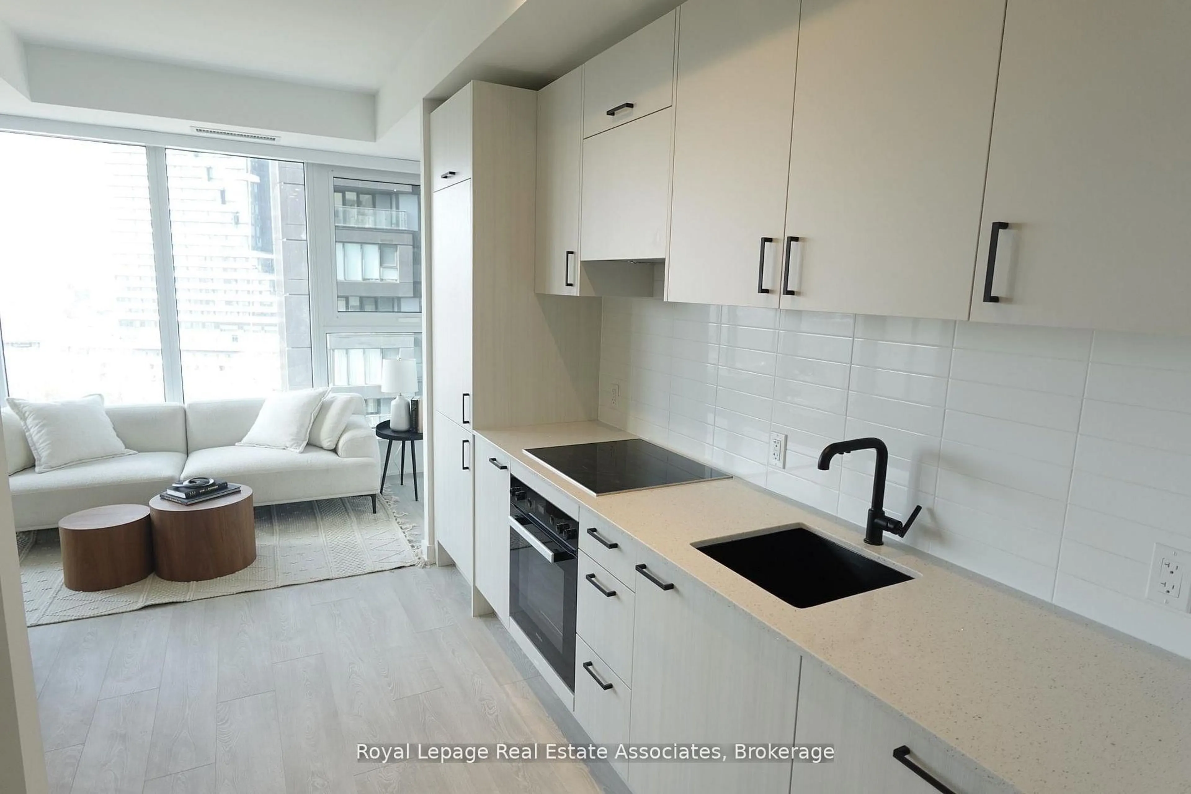 Unknown for 1 Quarrington Lane #1004, Toronto Ontario M3C 0S4