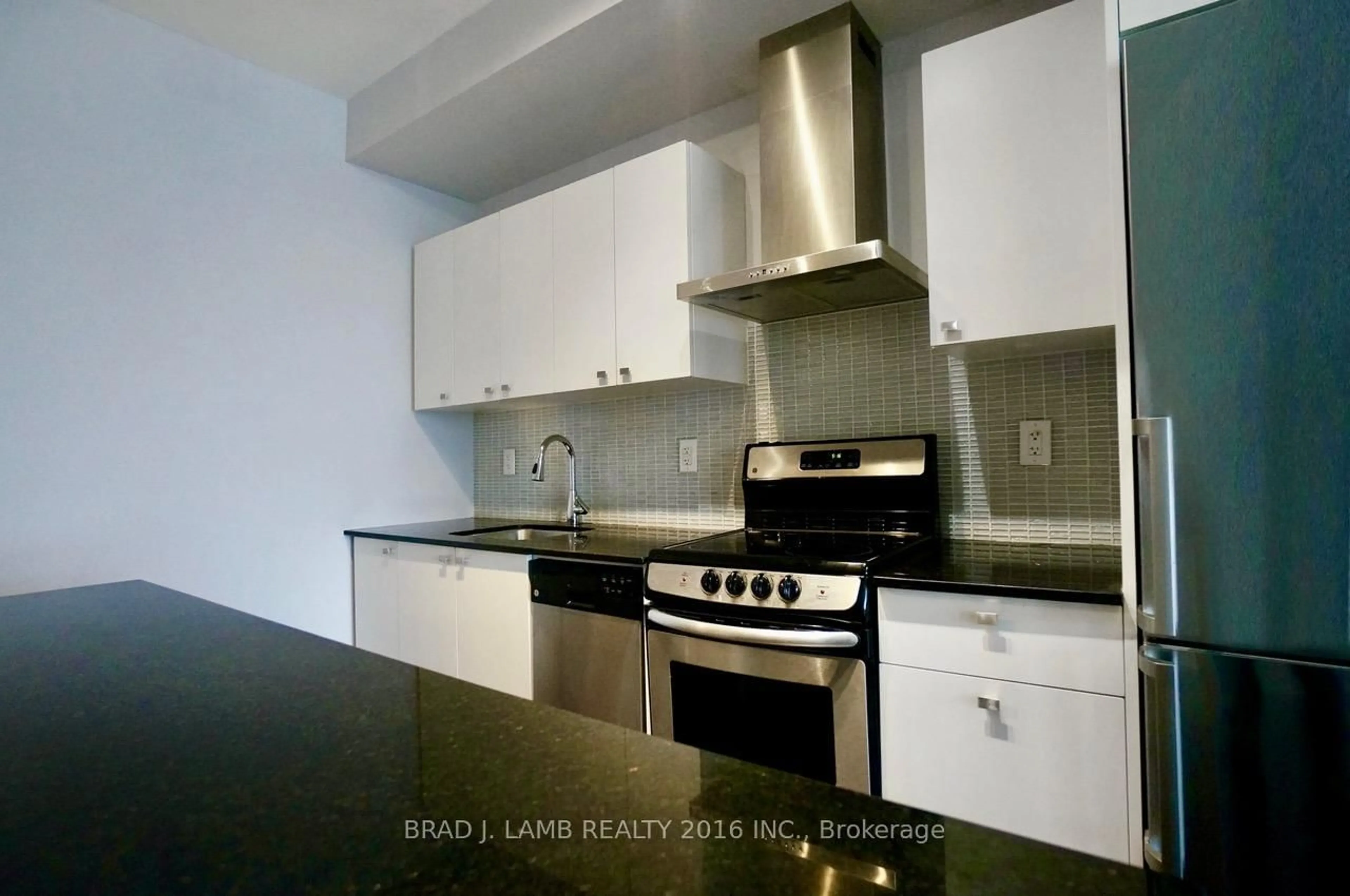 Standard kitchen, unknown for 51 East Liberty St #2211, Toronto Ontario M6K 3P8