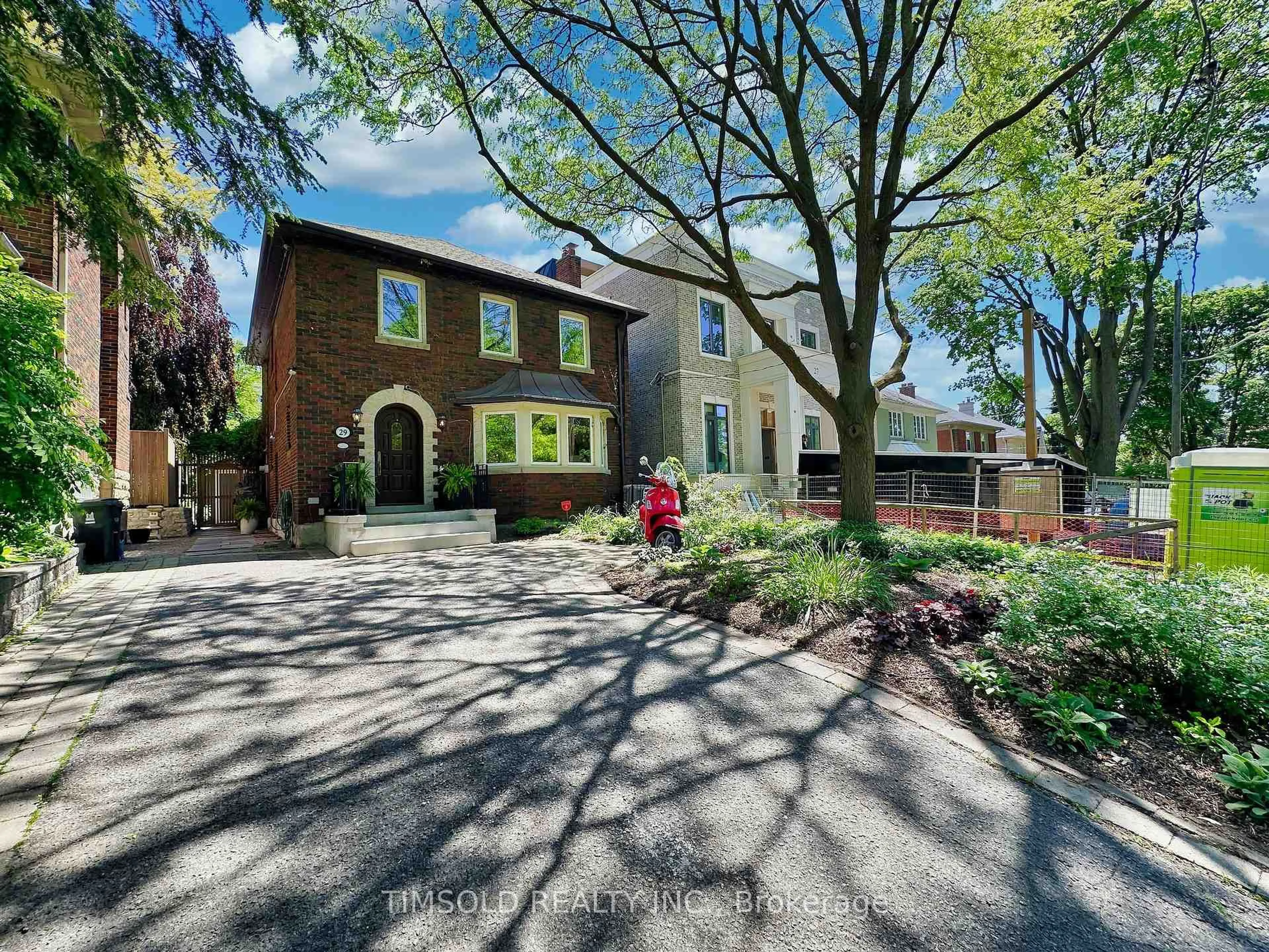 Home with brick exterior material, street for 29 Tarlton Rd, Toronto Ontario M5P 2M6