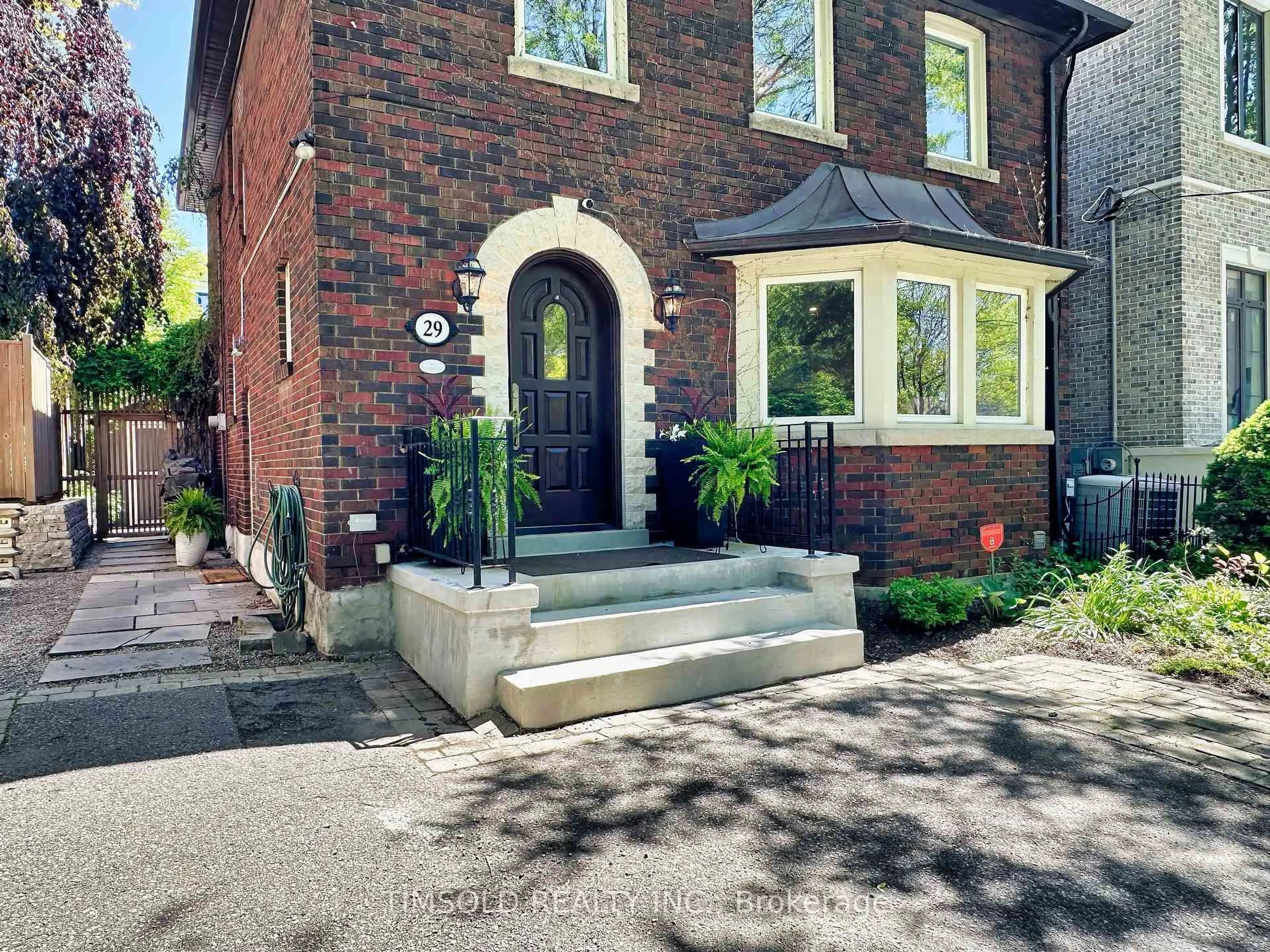 Home with brick exterior material, street for 29 Tarlton Rd, Toronto Ontario M5P 2M6