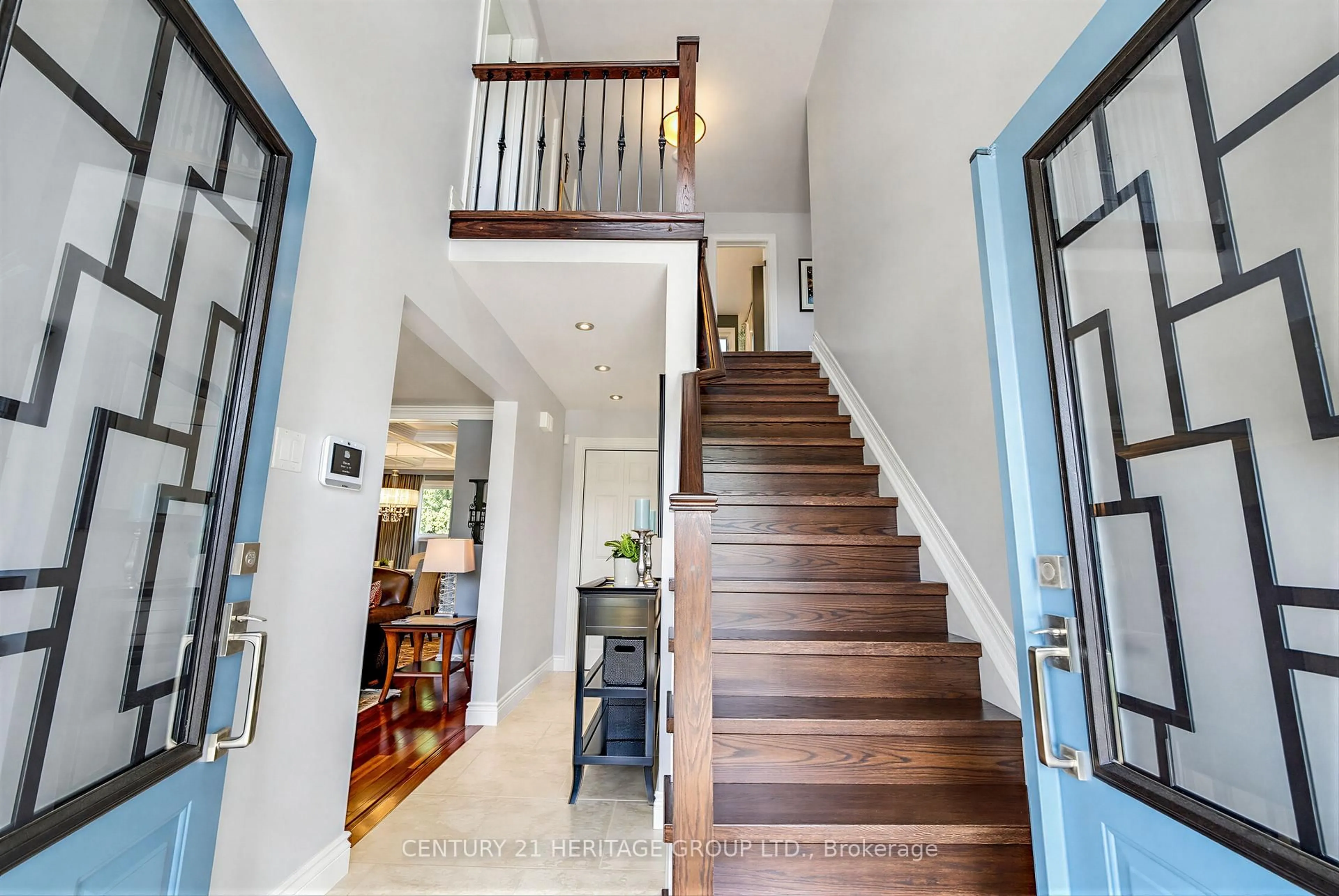 Unknown for 28 Manadon Dr, Toronto Ontario M2M 1W6