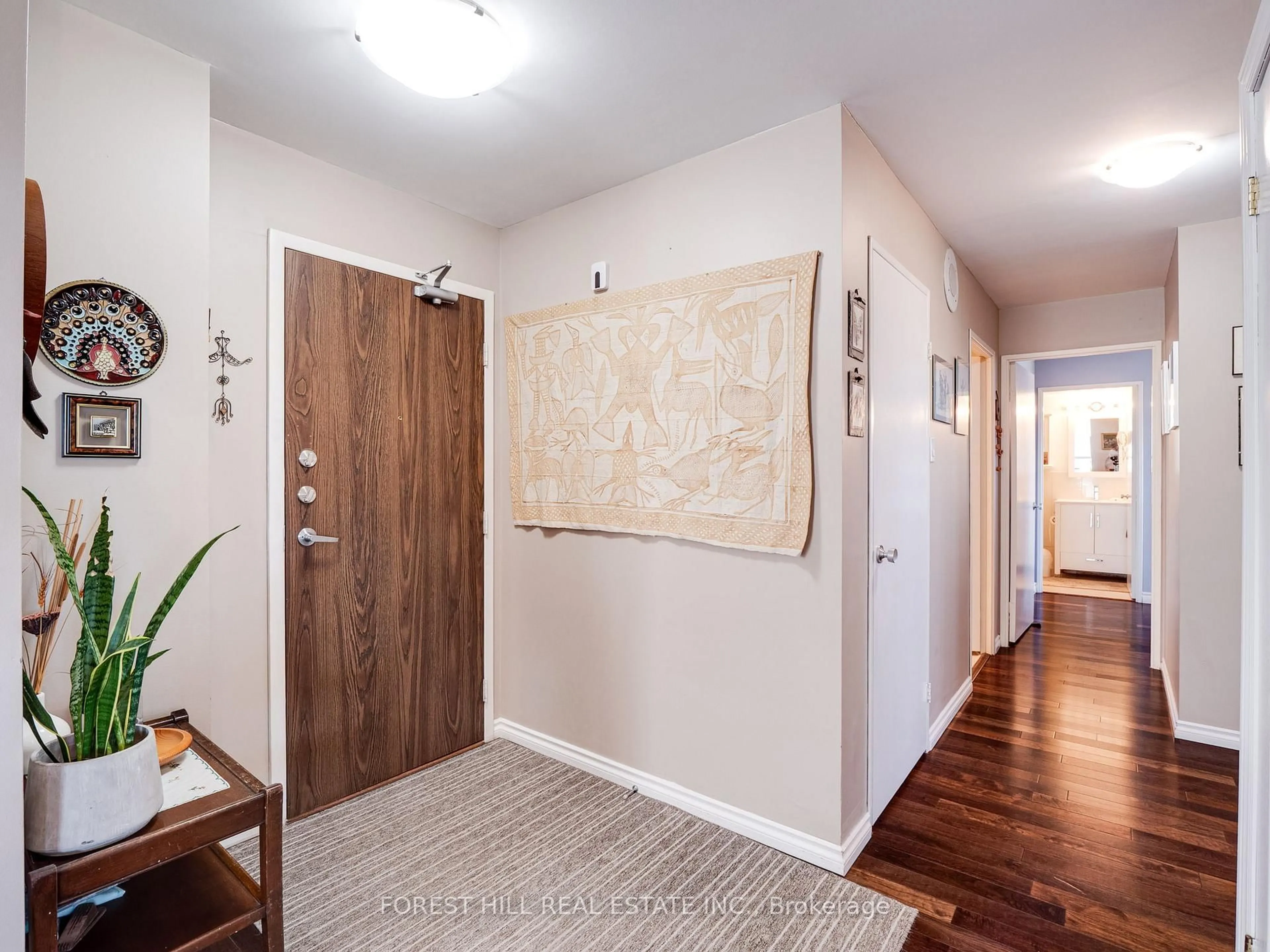 Indoor entryway for 100 Antibes Dr #1706, Toronto Ontario M2R 3N1