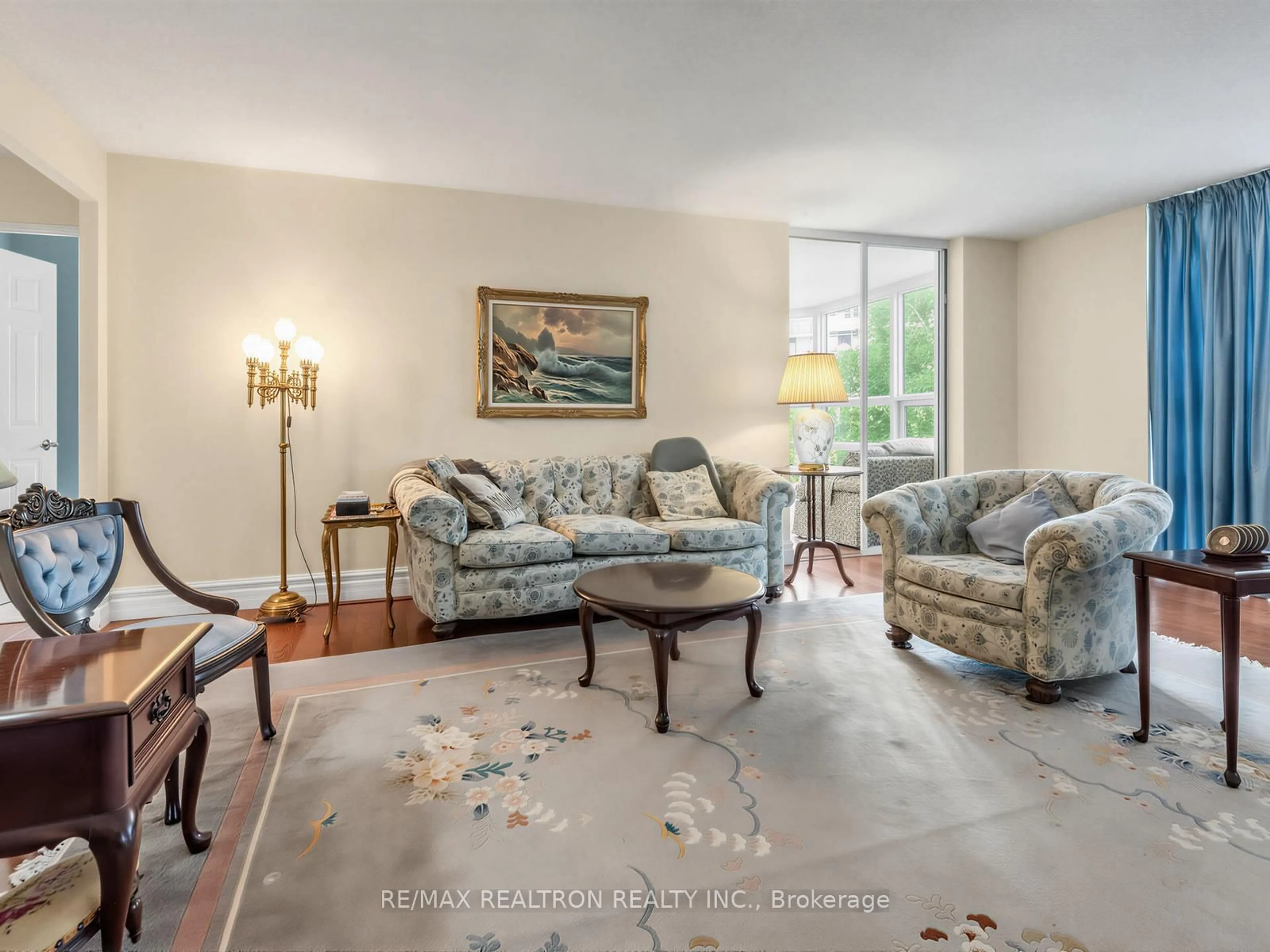 Living room with furniture, unknown for 131 Beecroft Rd #203, Toronto Ontario M2N 6G9