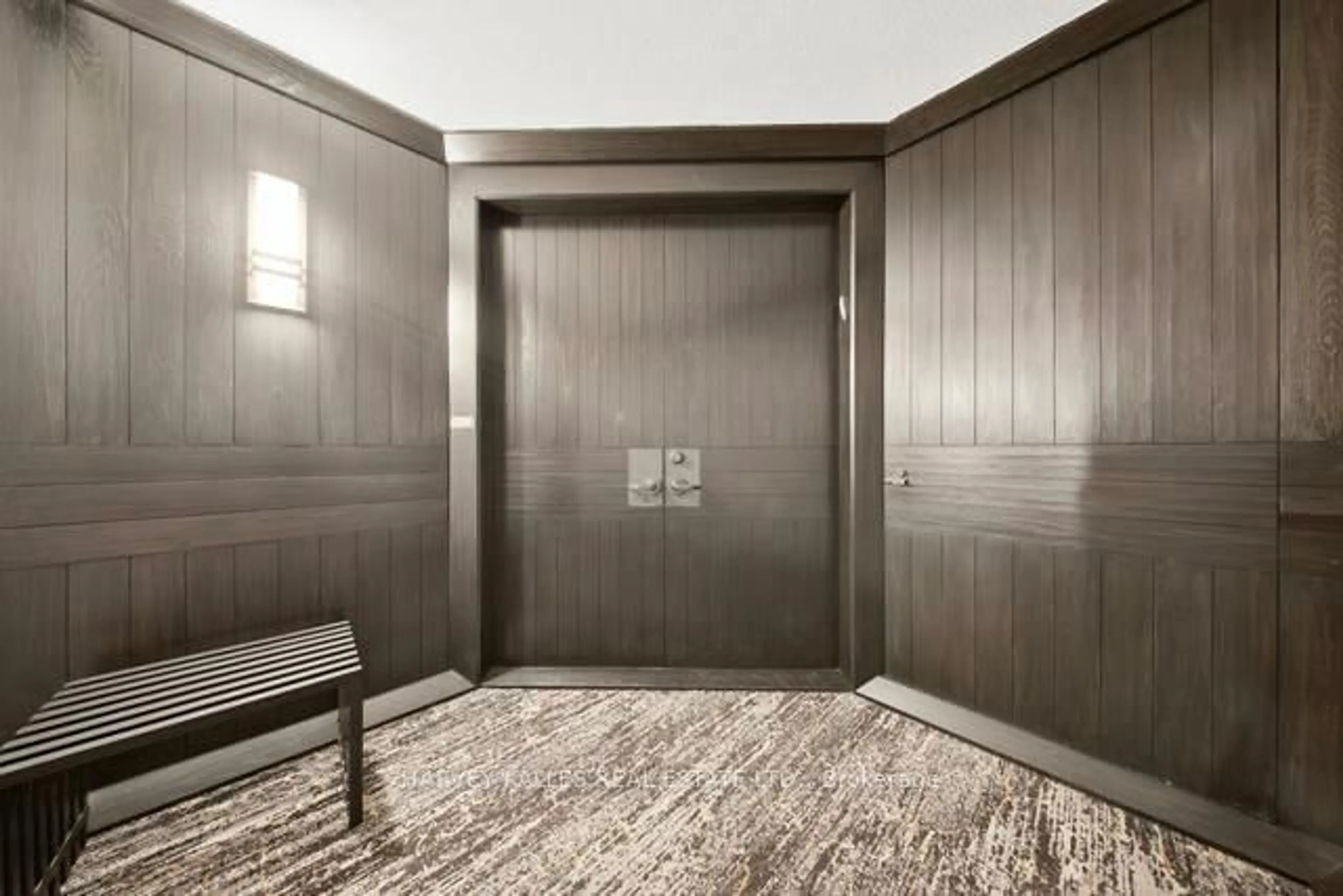 Indoor foyer for 150 Heath St #603/604, Toronto Ontario M4V 2Y4