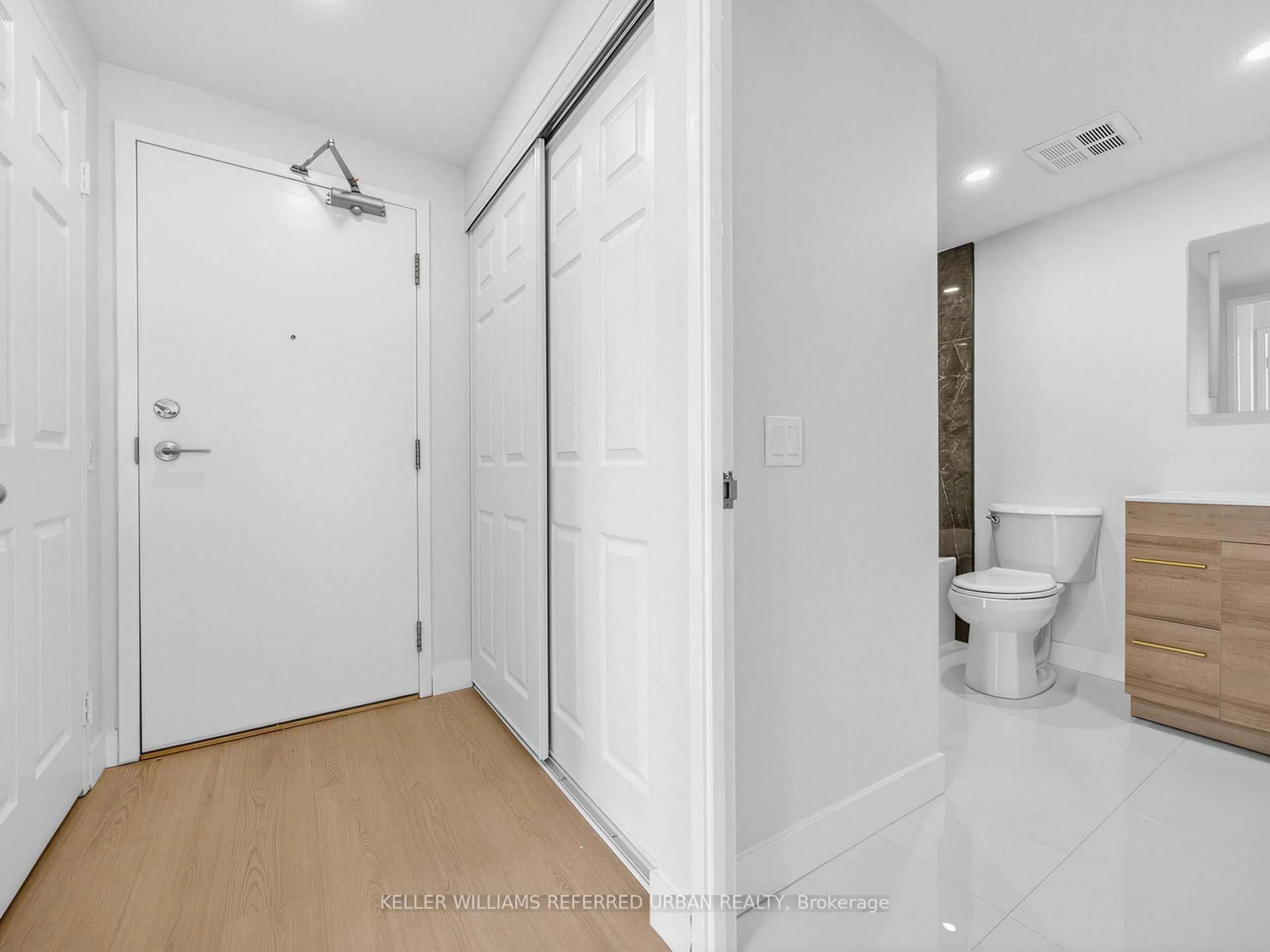 Unknown for 7 Bishop Ave #501, Toronto Ontario M2M 4J4