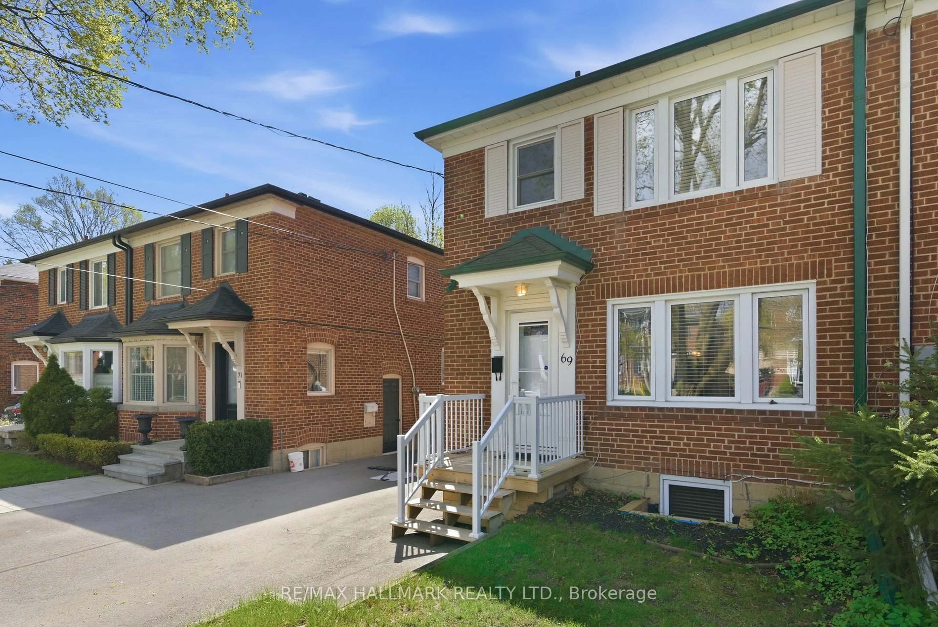 Home with brick exterior material, street for 69 Thursfield Cres, Toronto Ontario M4G 2N4