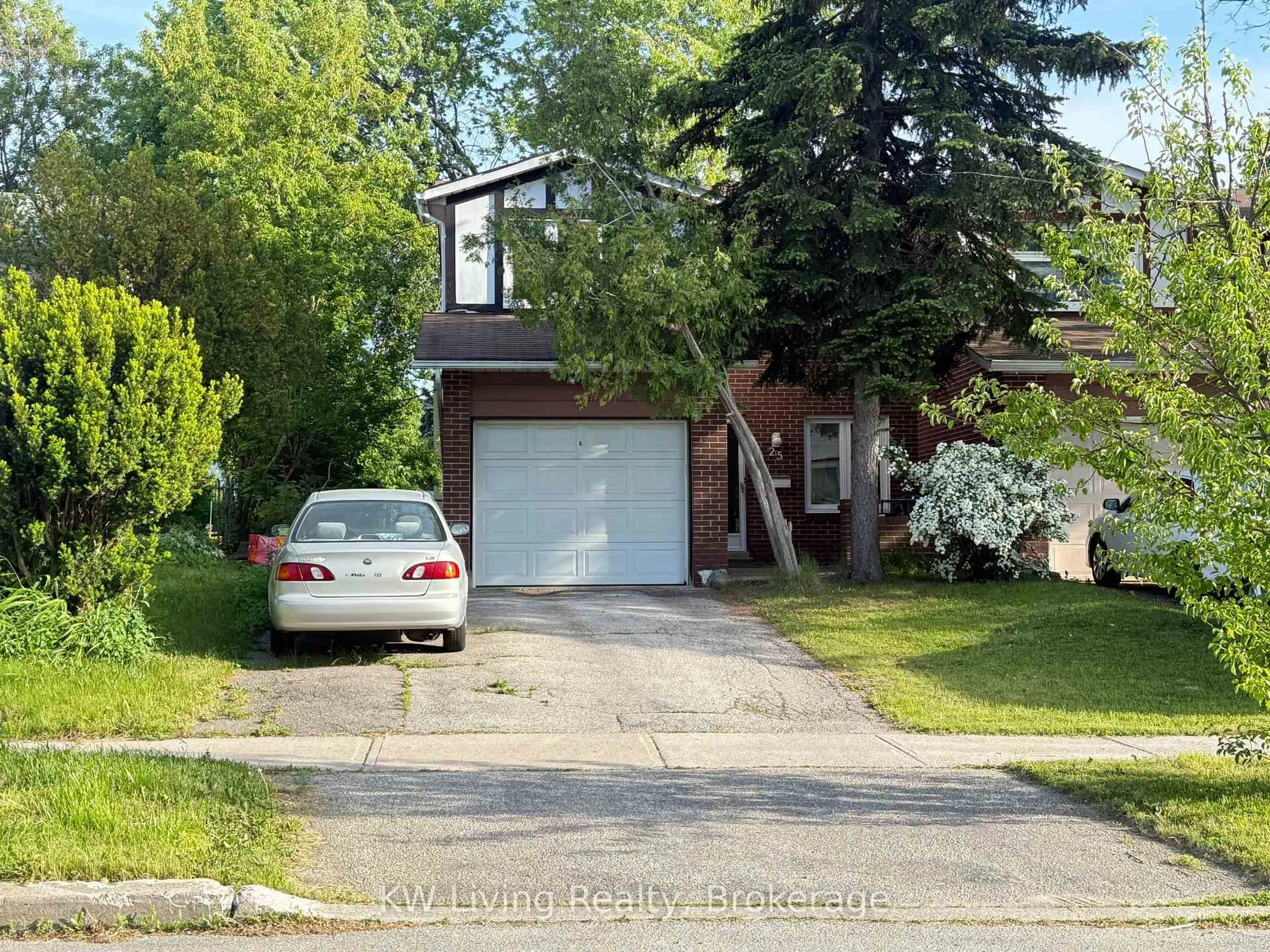 Home with brick exterior material, street for 25 Yucatan Rd, Toronto Ontario M2H 2K9