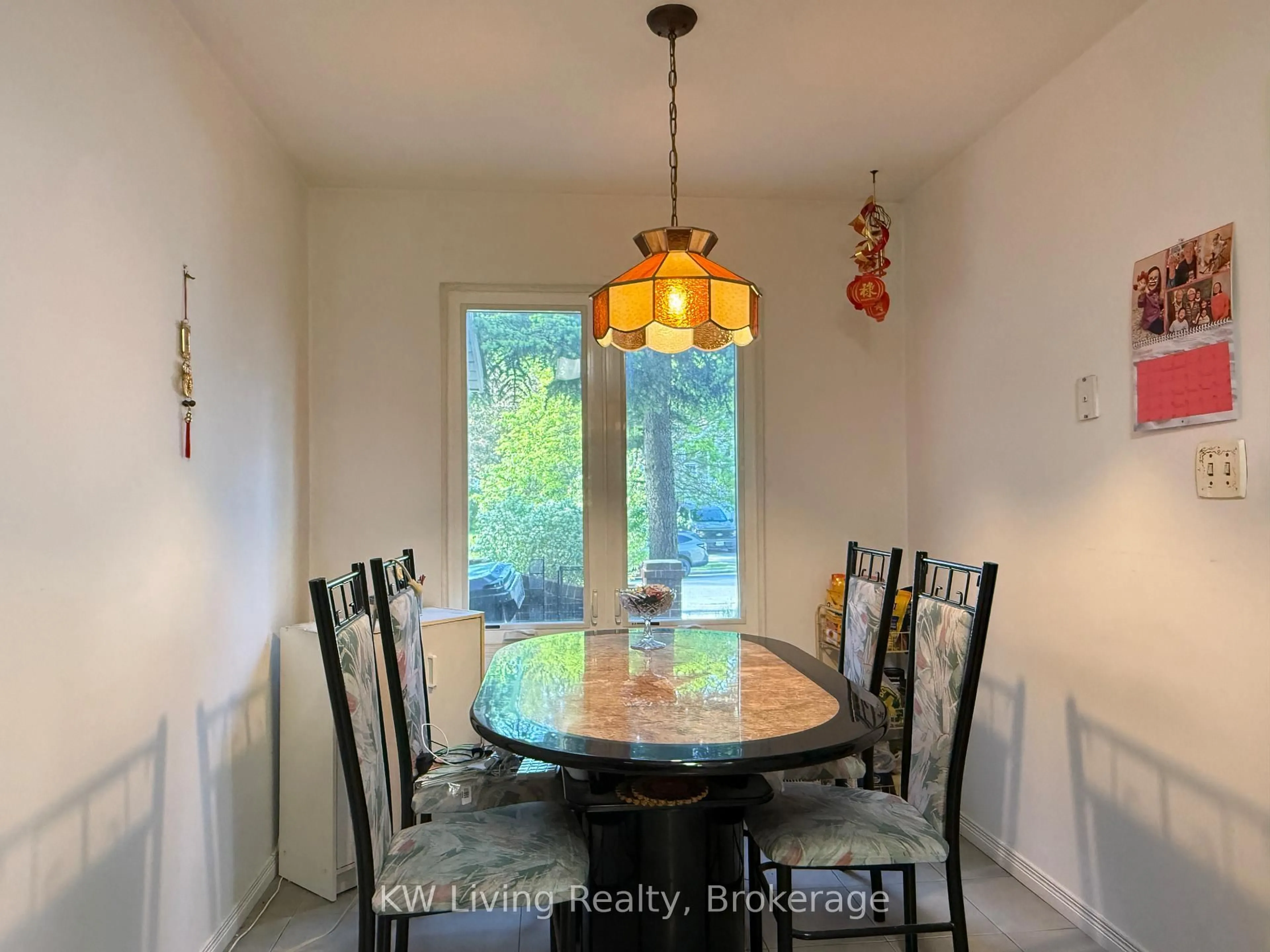 Dining room, unknown for 25 Yucatan Rd, Toronto Ontario M2H 2K9