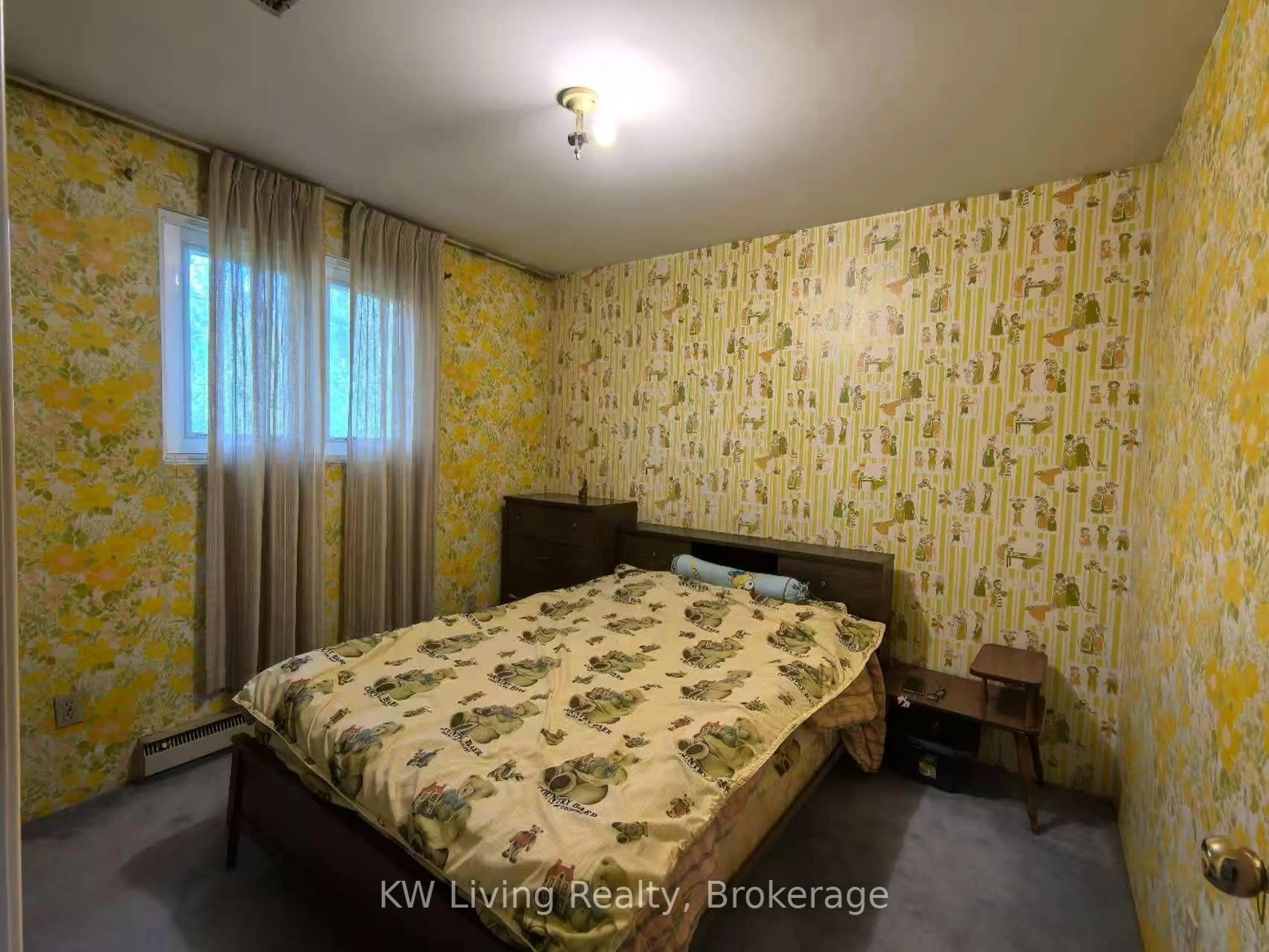 A pic of a room for 25 Yucatan Rd, Toronto Ontario M2H 2K9