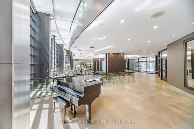 23 Sheppard Ave #3104, Toronto 4