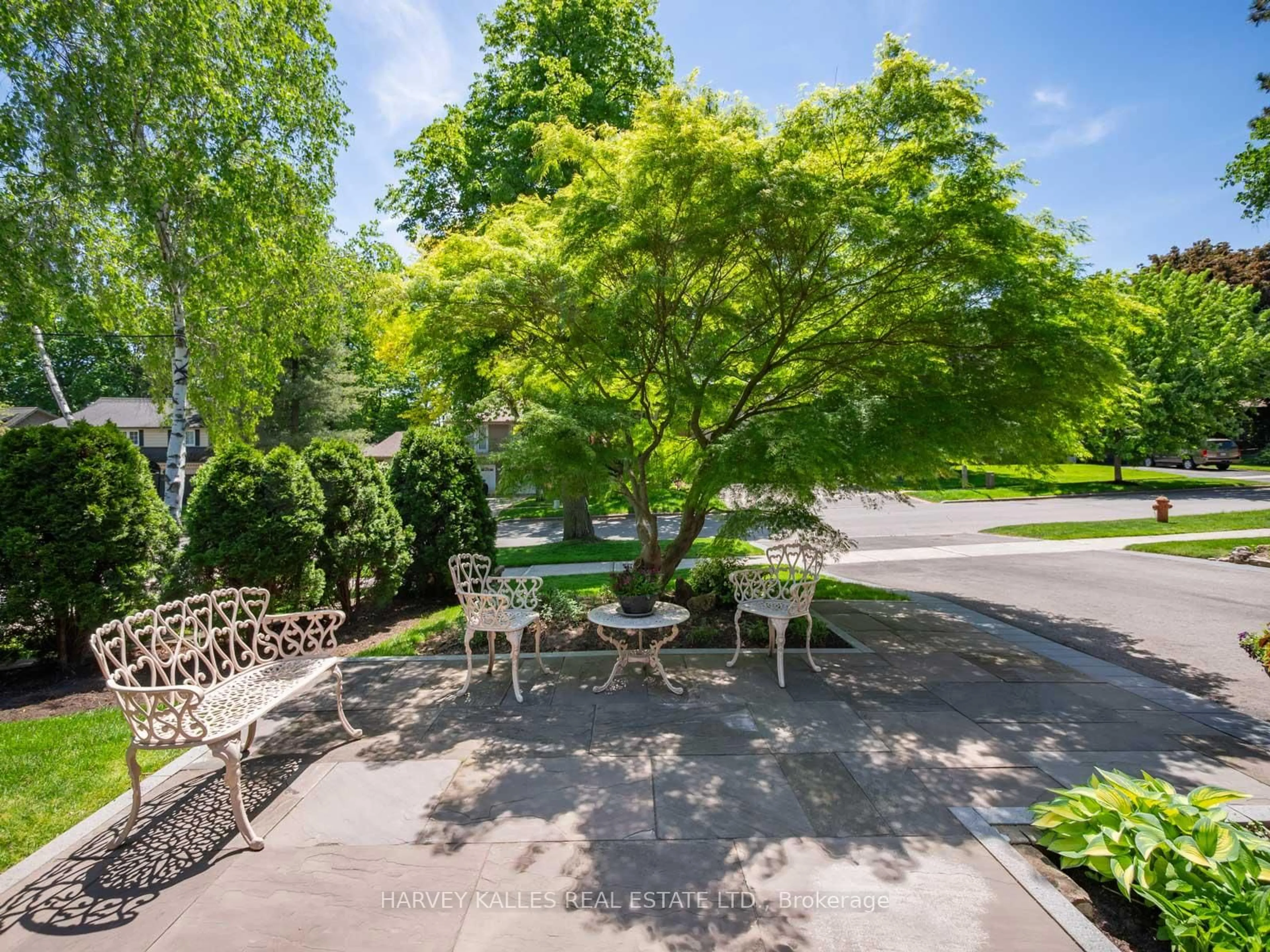 A pic from outside/outdoor area/front of a property/back of a property/a pic from drone, street for 8 Caravan Dr, Toronto Ontario M3B 1N1