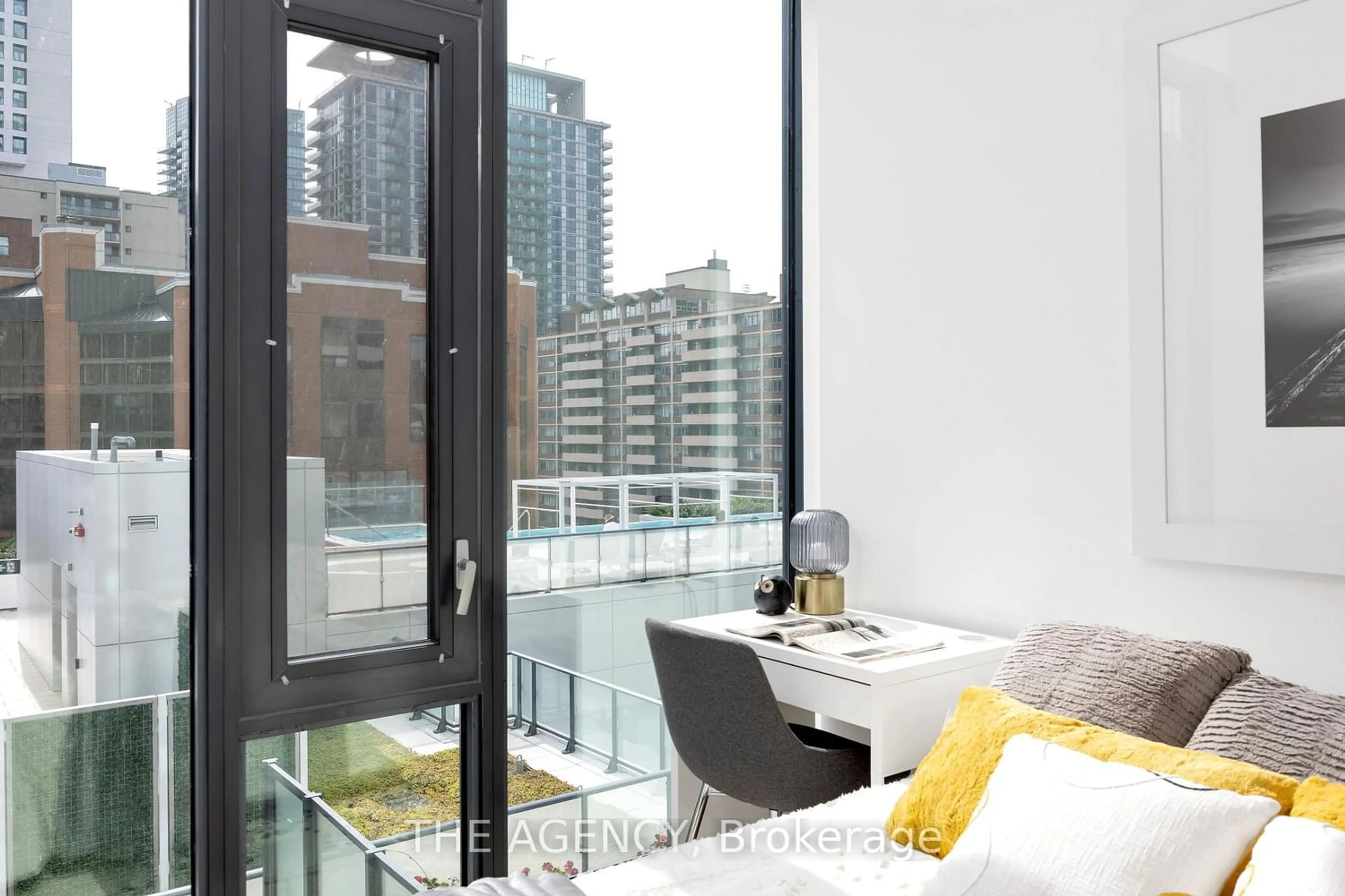 Balcony in the apartment, city buildings view from balcony for 161 Roehampton Ave #804, Toronto Ontario M4P 0C8