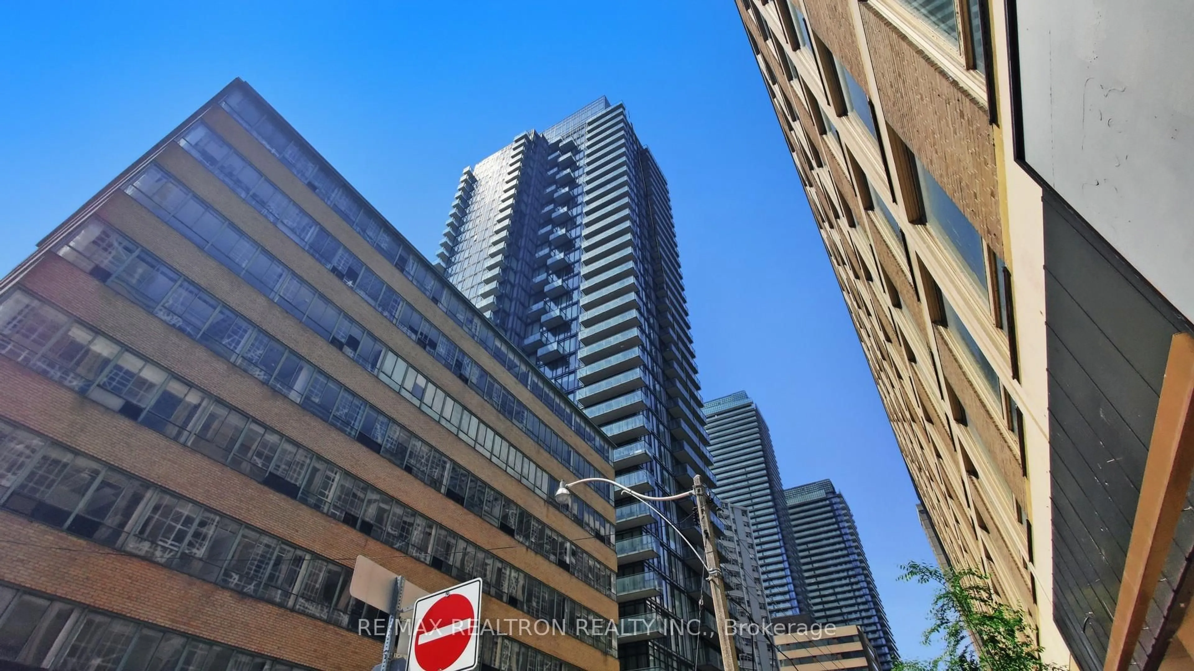 Unknown for 75 St Nicholas St #3208, Toronto Ontario M4Y 0A5