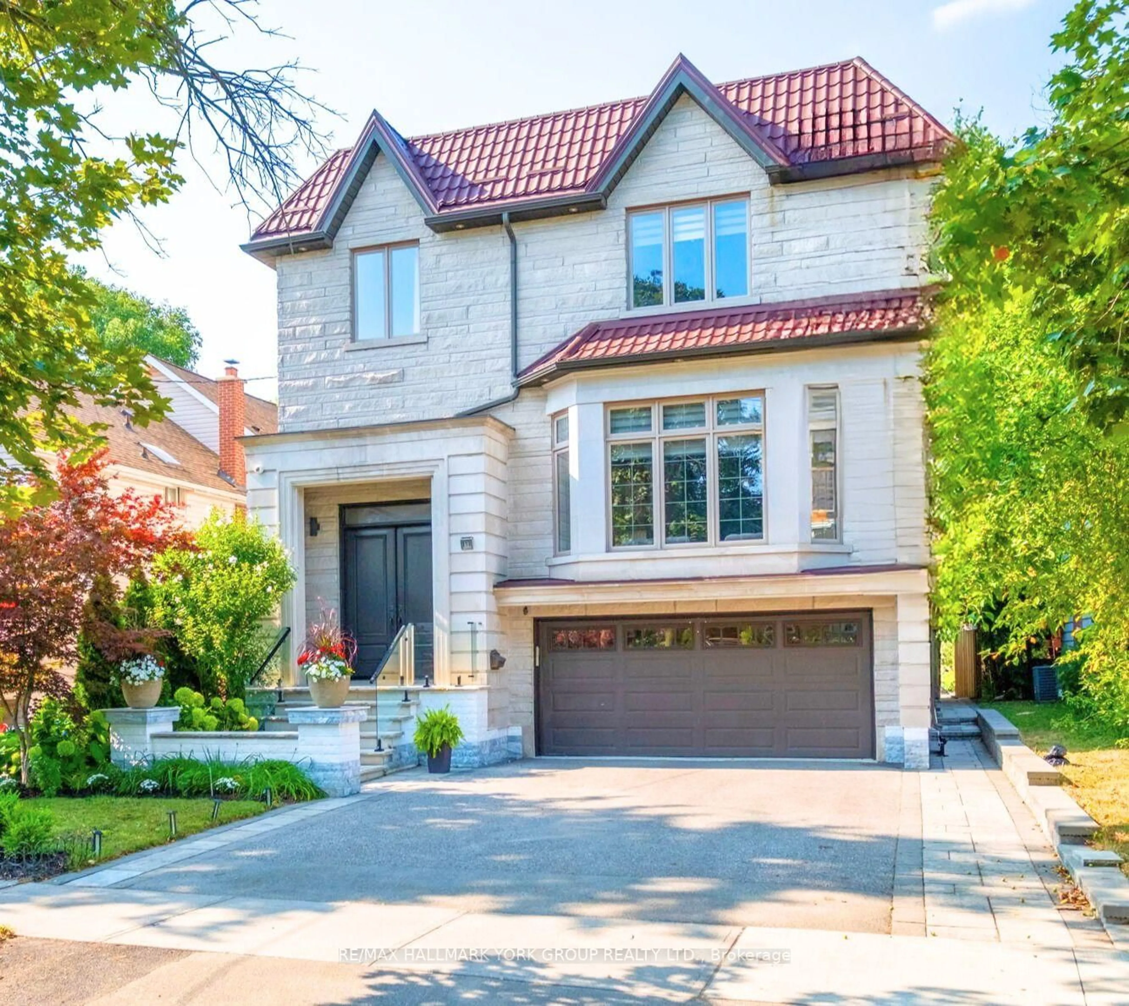 Home with brick exterior material, street for 316 Churchill Ave, Toronto Ontario M2R 1E7