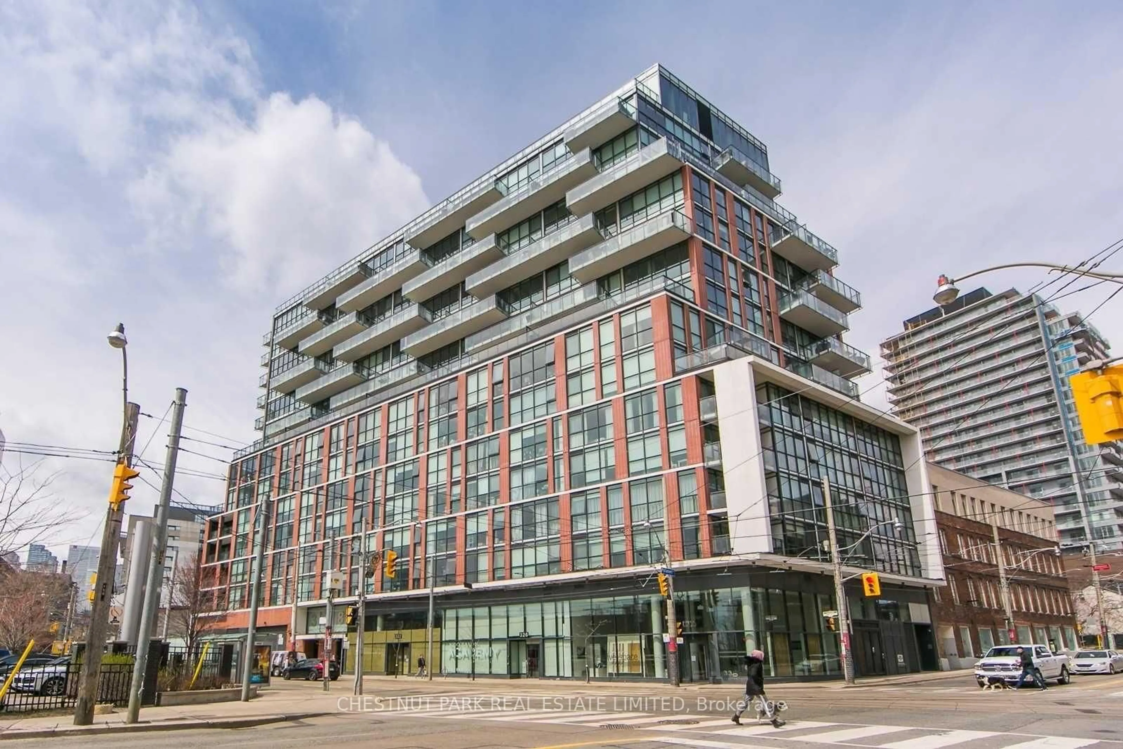 Patio, building for 318 King St #1009, Toronto Ontario M5A 1K6