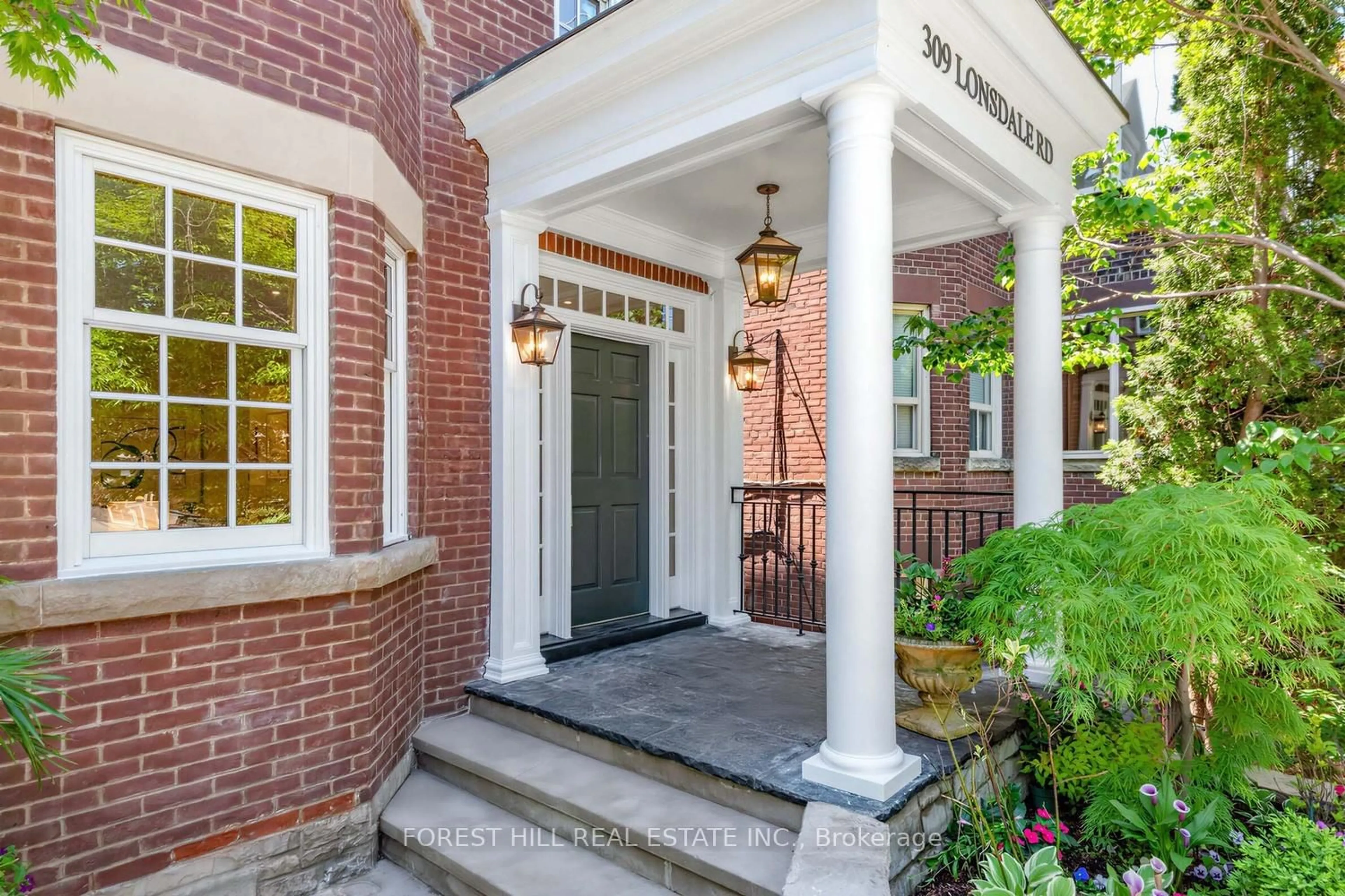 Home with brick exterior material, street for 309 Lonsdale Rd, Toronto Ontario M4V 1X3