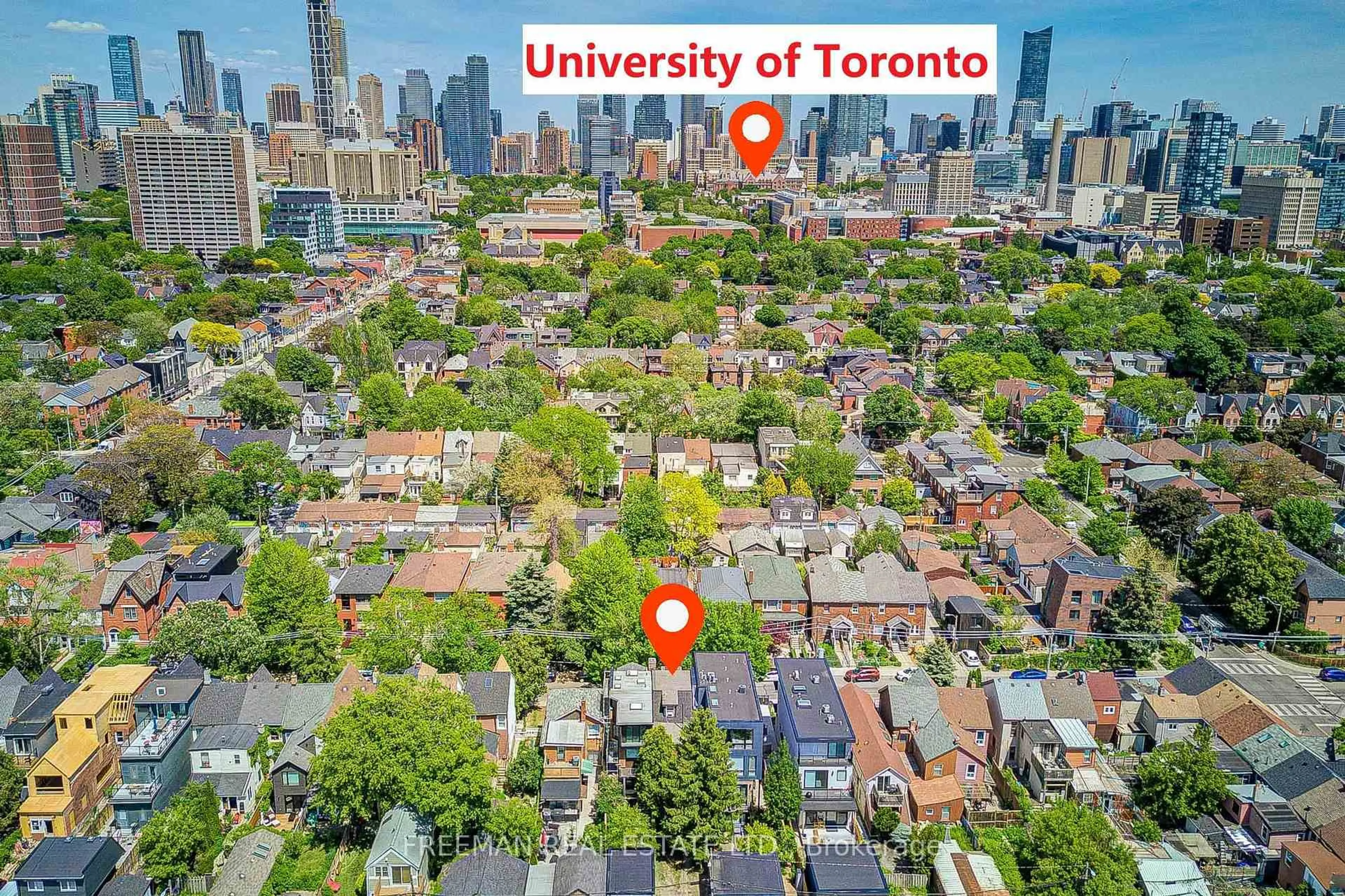 A pic from outside/outdoor area/front of a property/back of a property/a pic from drone, city buildings view from balcony for 224 Lippincott St, Toronto Ontario M5S 2P5