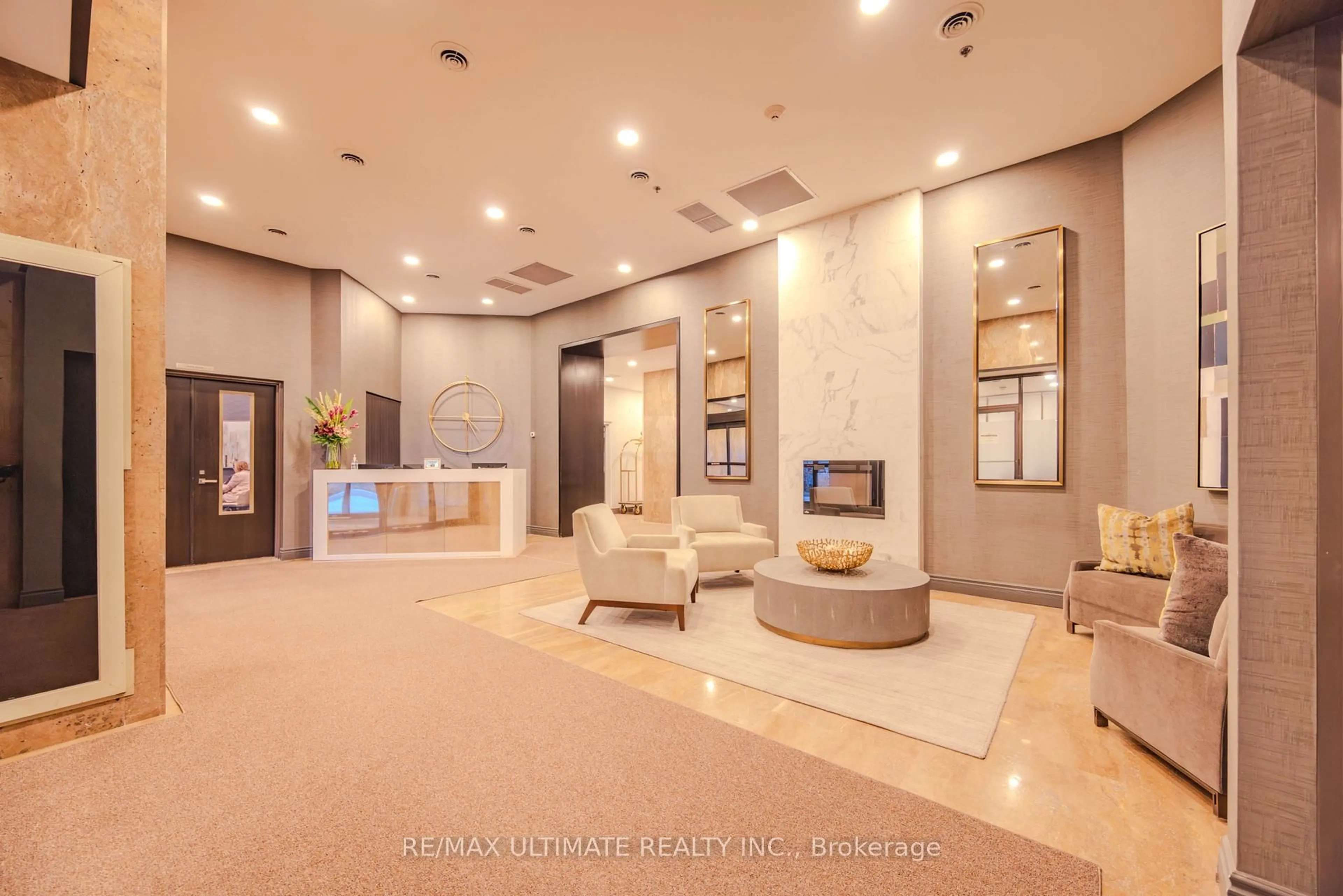 Lobby for 240 Heath St #201, Toronto Ontario M5P 3L5