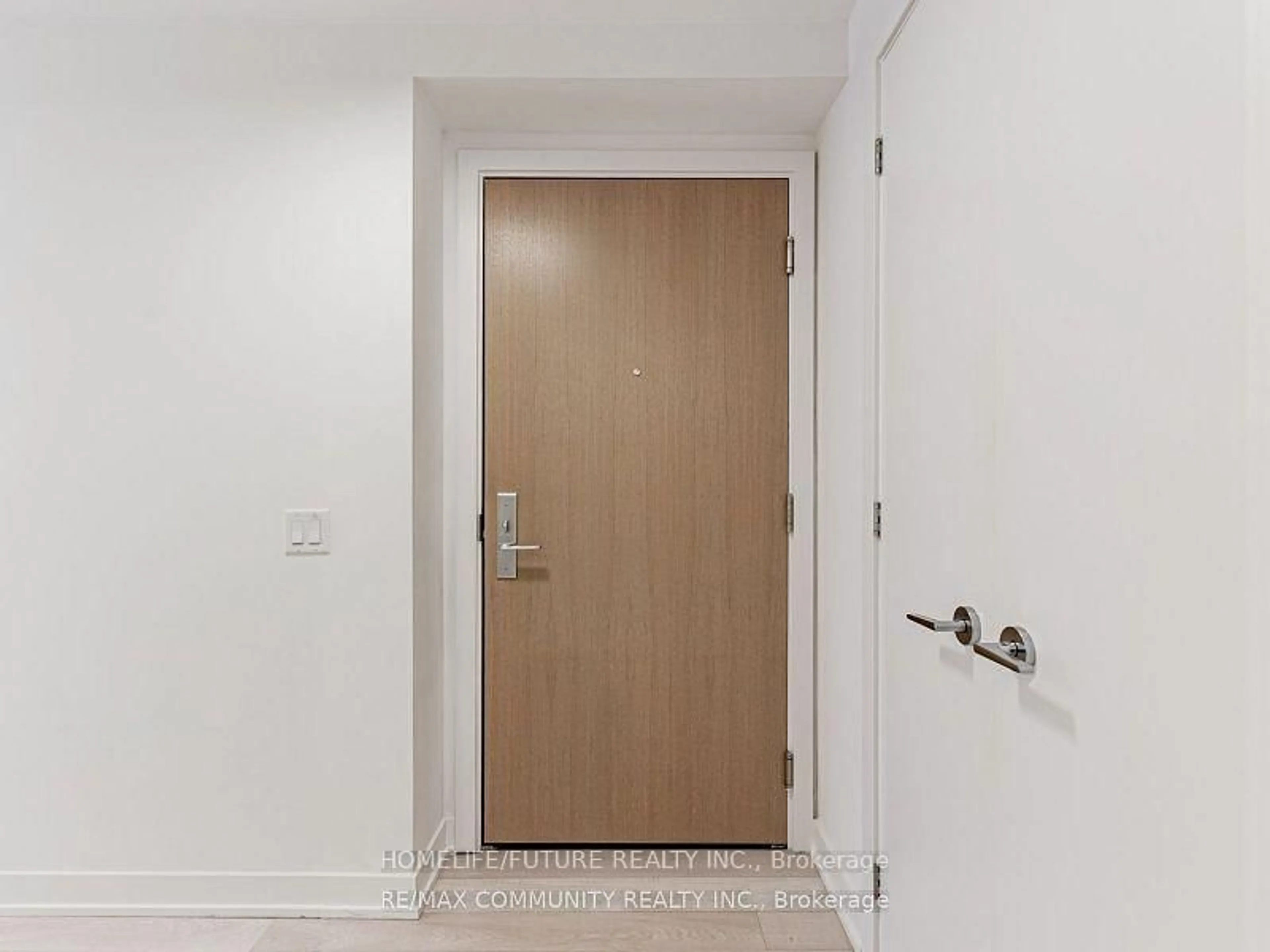 Indoor entryway for 357 King St #3506, Toronto Ontario M5V 0S7