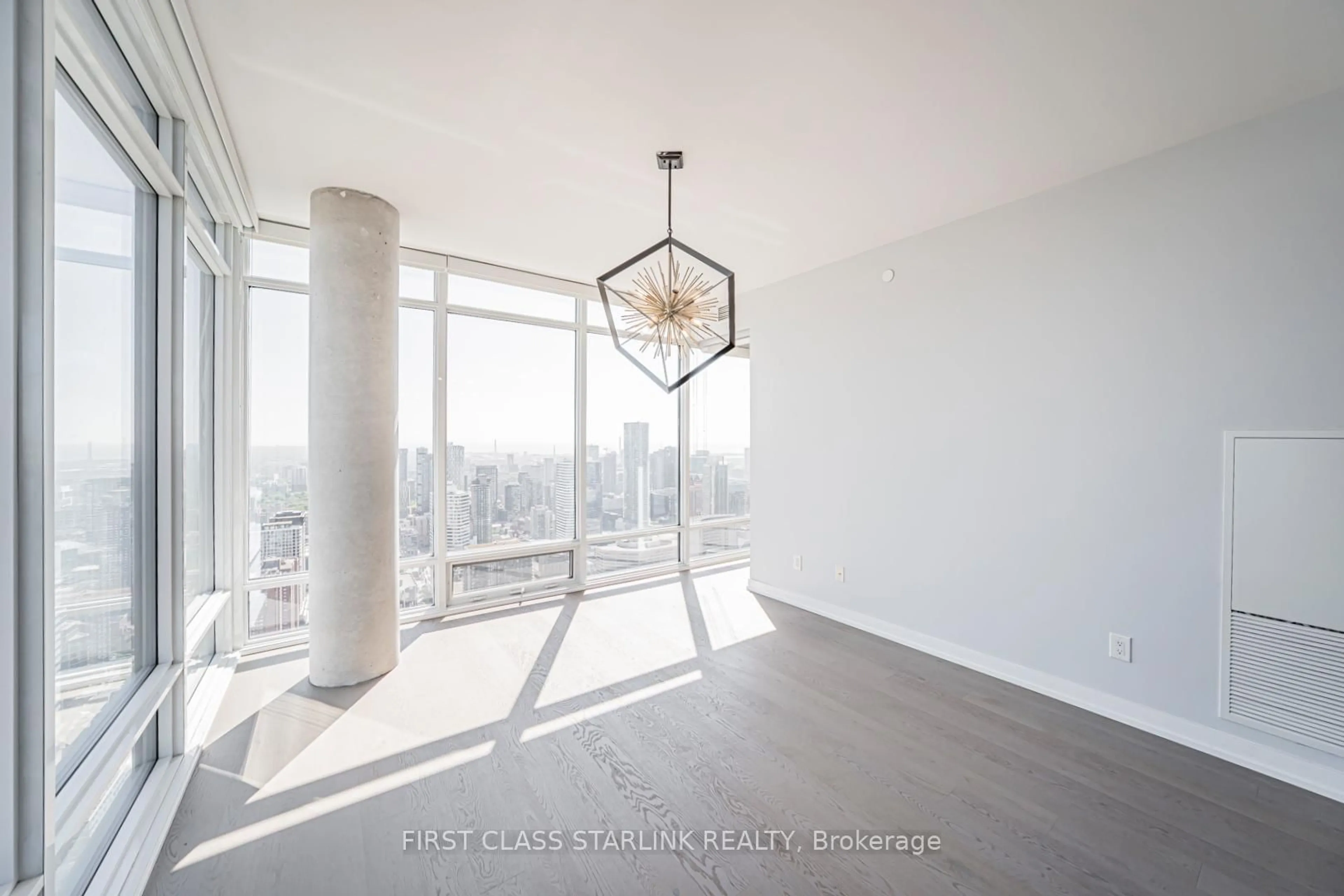 Unknown for 488 University Ave #4802, Toronto Ontario M5G 0C1