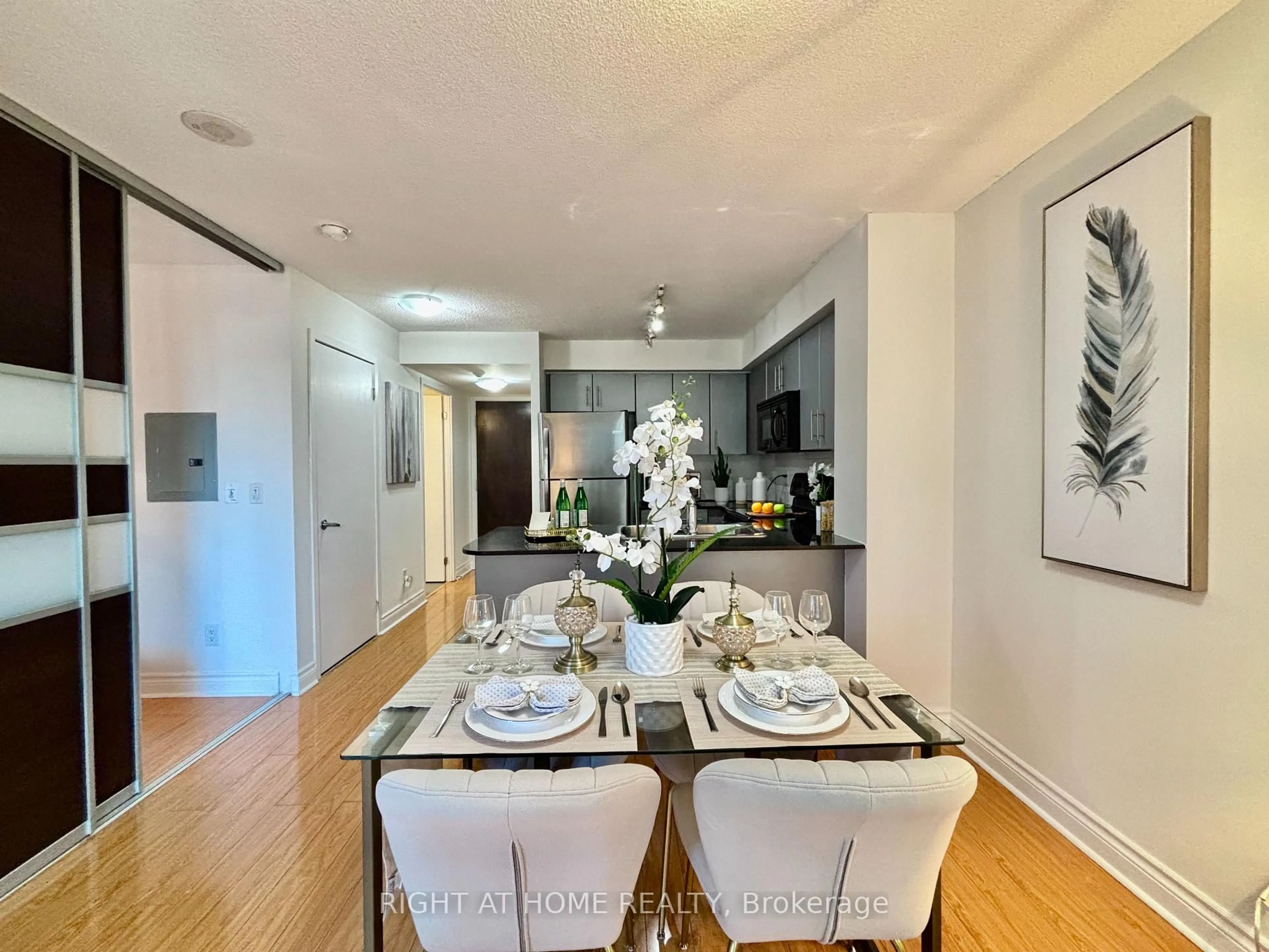 Dining room, unknown for 12 Yonge St #503, Toronto Ontario M5E 1Z9