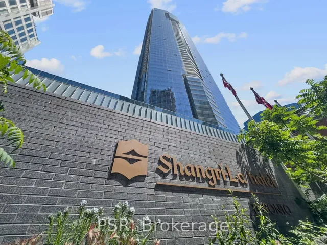 180 University Ave #5003, Toronto 2