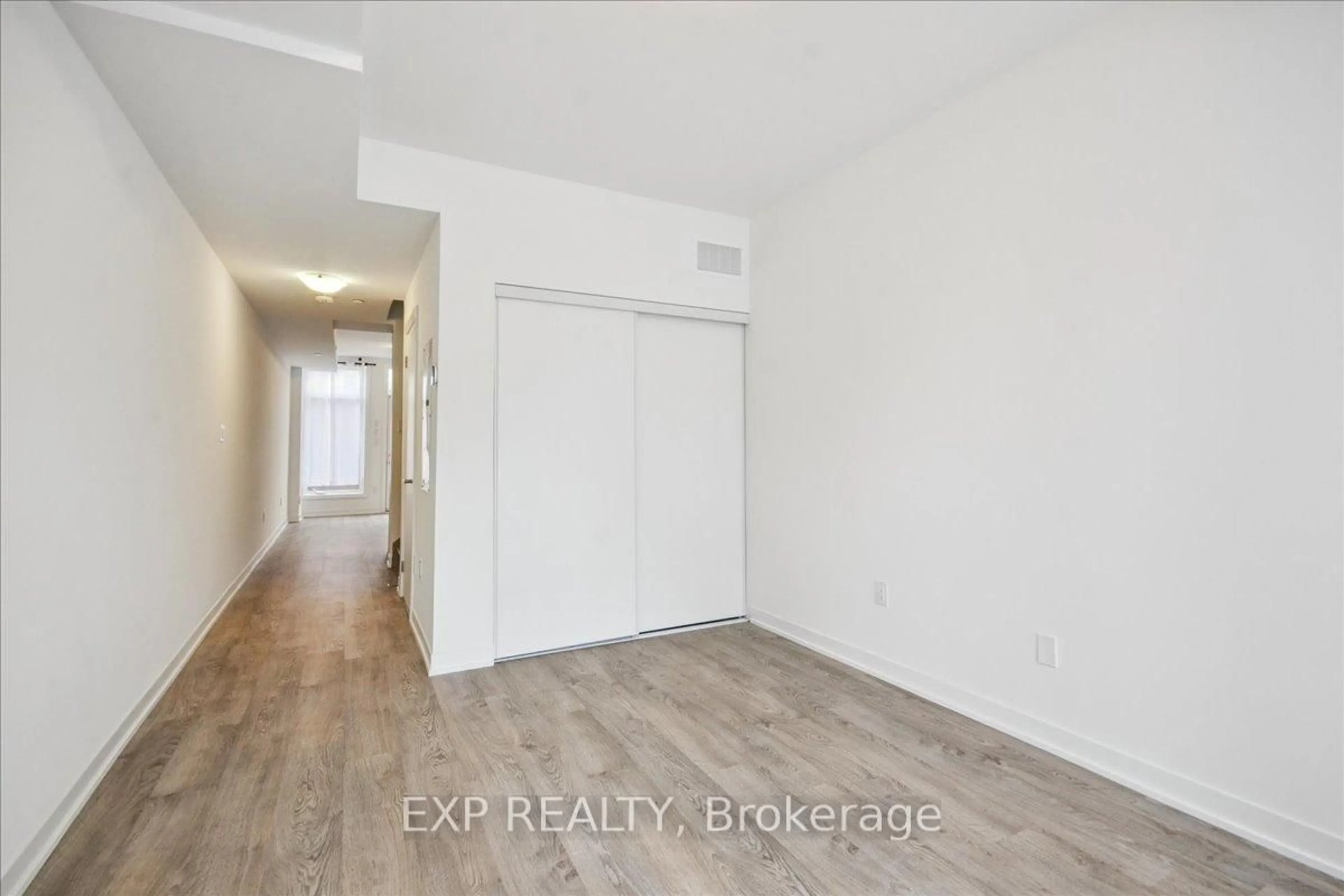 A pic of a room for 72 Turtle Island Rd, Toronto Ontario M6A 0G2