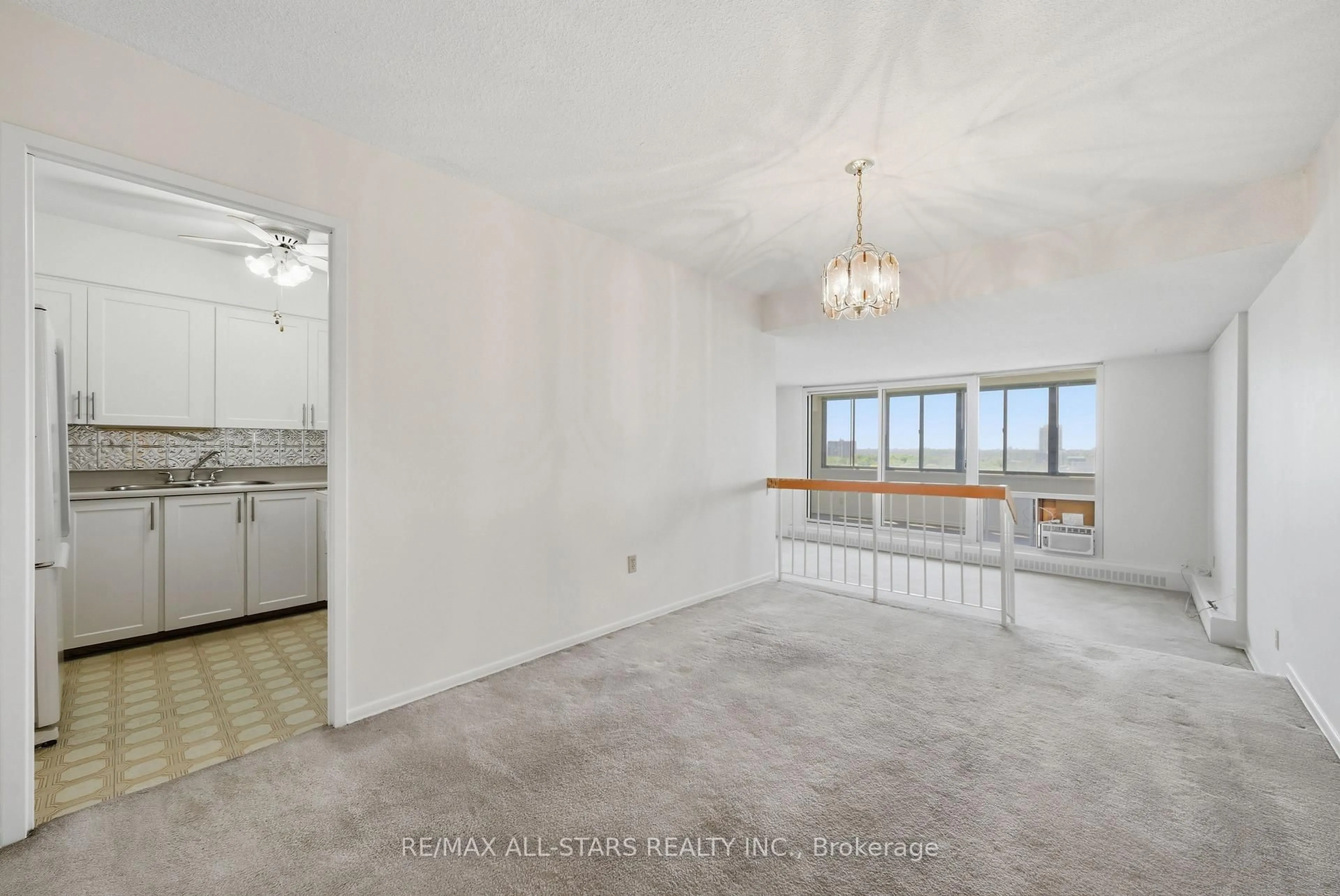 A pic of a room for 1338 York Mills Rd #1204, Toronto Ontario M3A 3M3