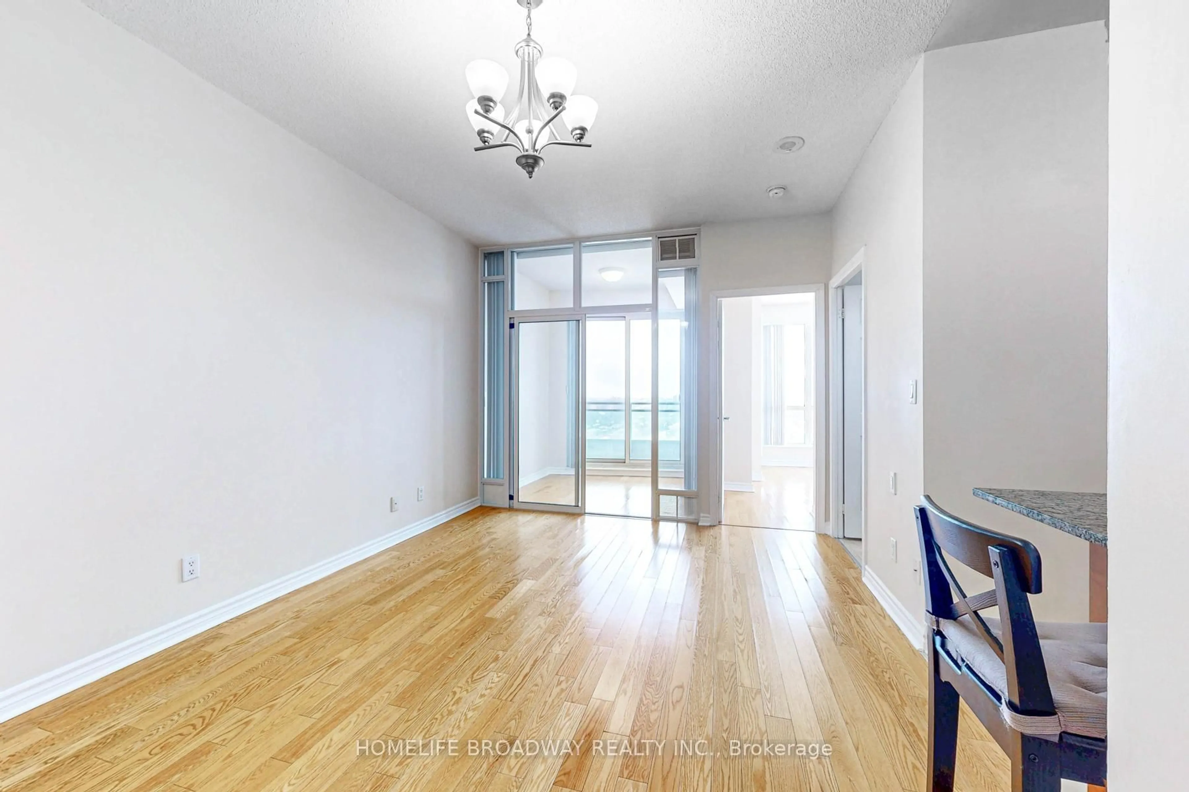 A pic of a room for 18 Holmes Ave #2215, Toronto Ontario M2N 0E1
