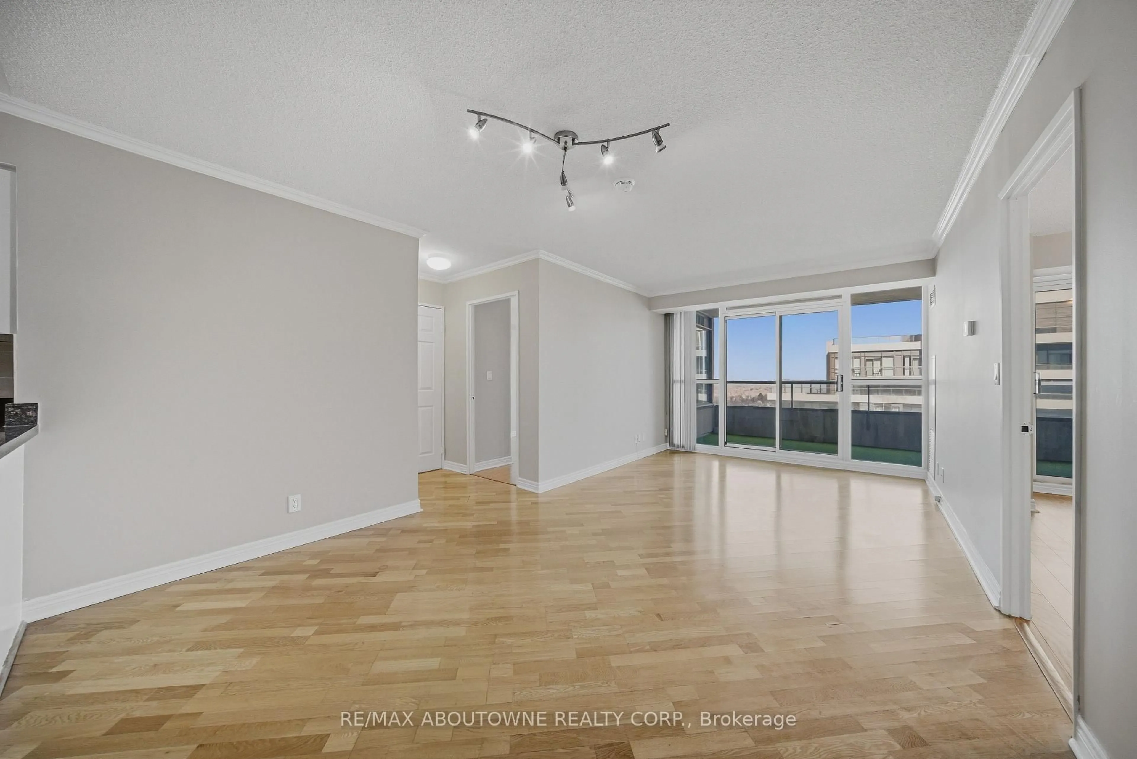 A pic of a room for 23 Hollywood Ave #2706, Toronto Ontario M2N 7L8