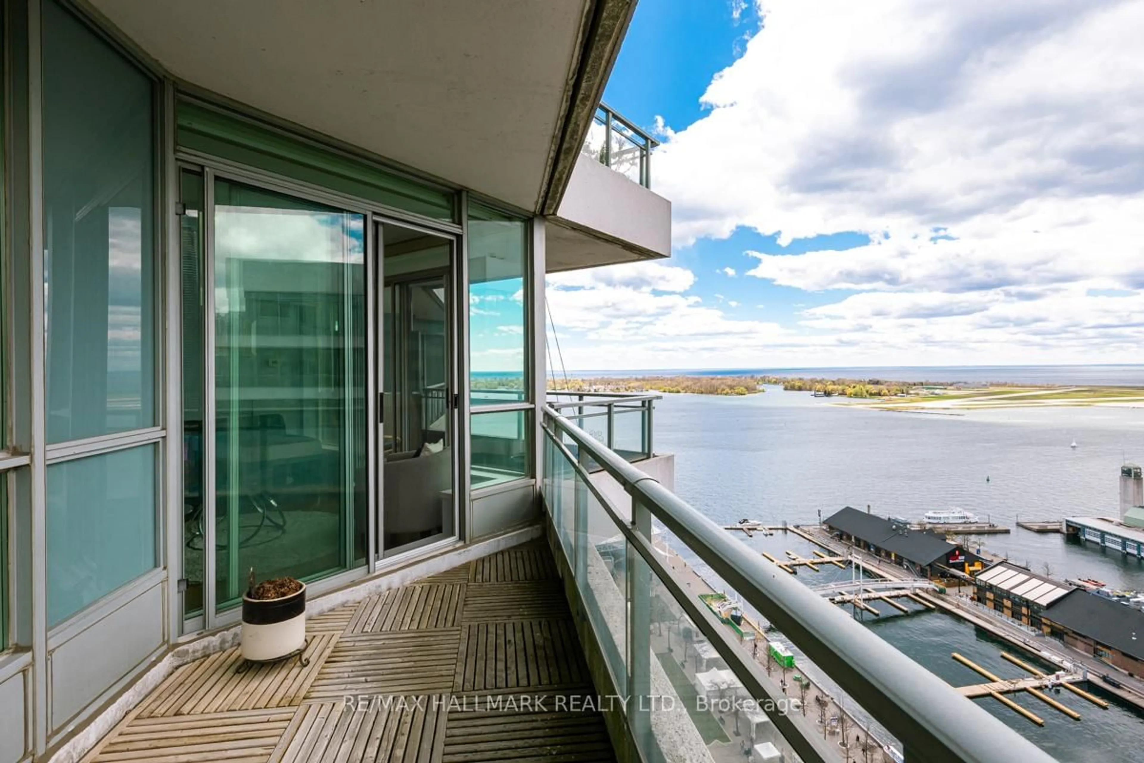 Balcony in the apartment, water/lake/river/ocean view for 228 Queens Quay #2707, Toronto Ontario M5J 2X1