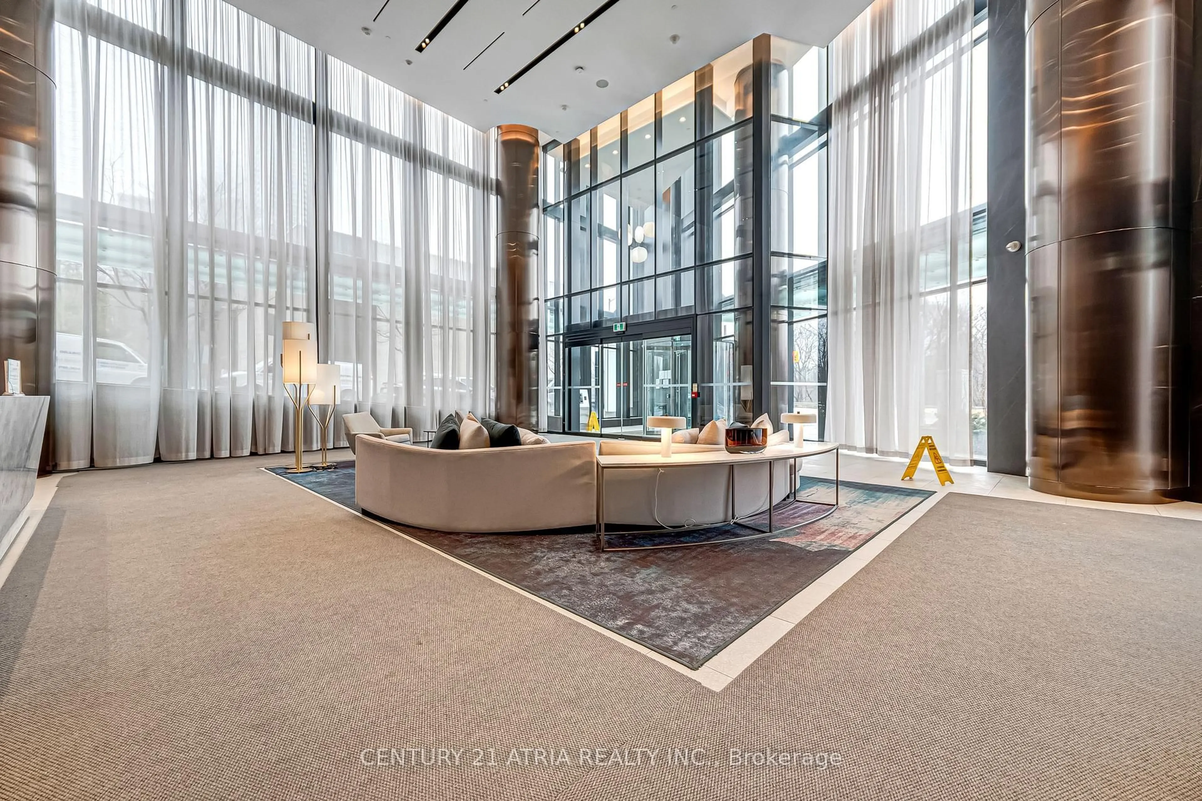 Indoor foyer for 575 Bloor St #3308, Toronto Ontario M4W 0B2